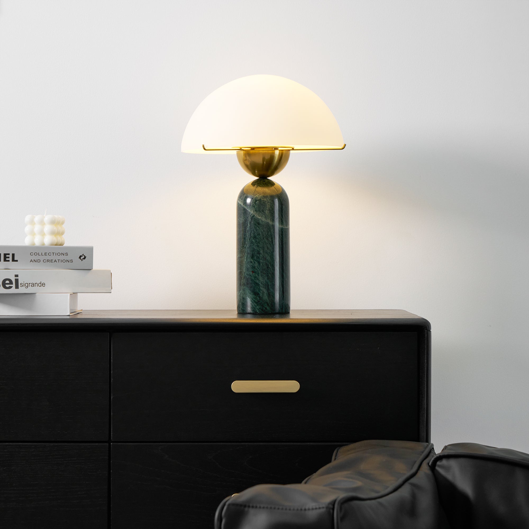 Tirixon Alabaster Table Lamp-Neutral Decor