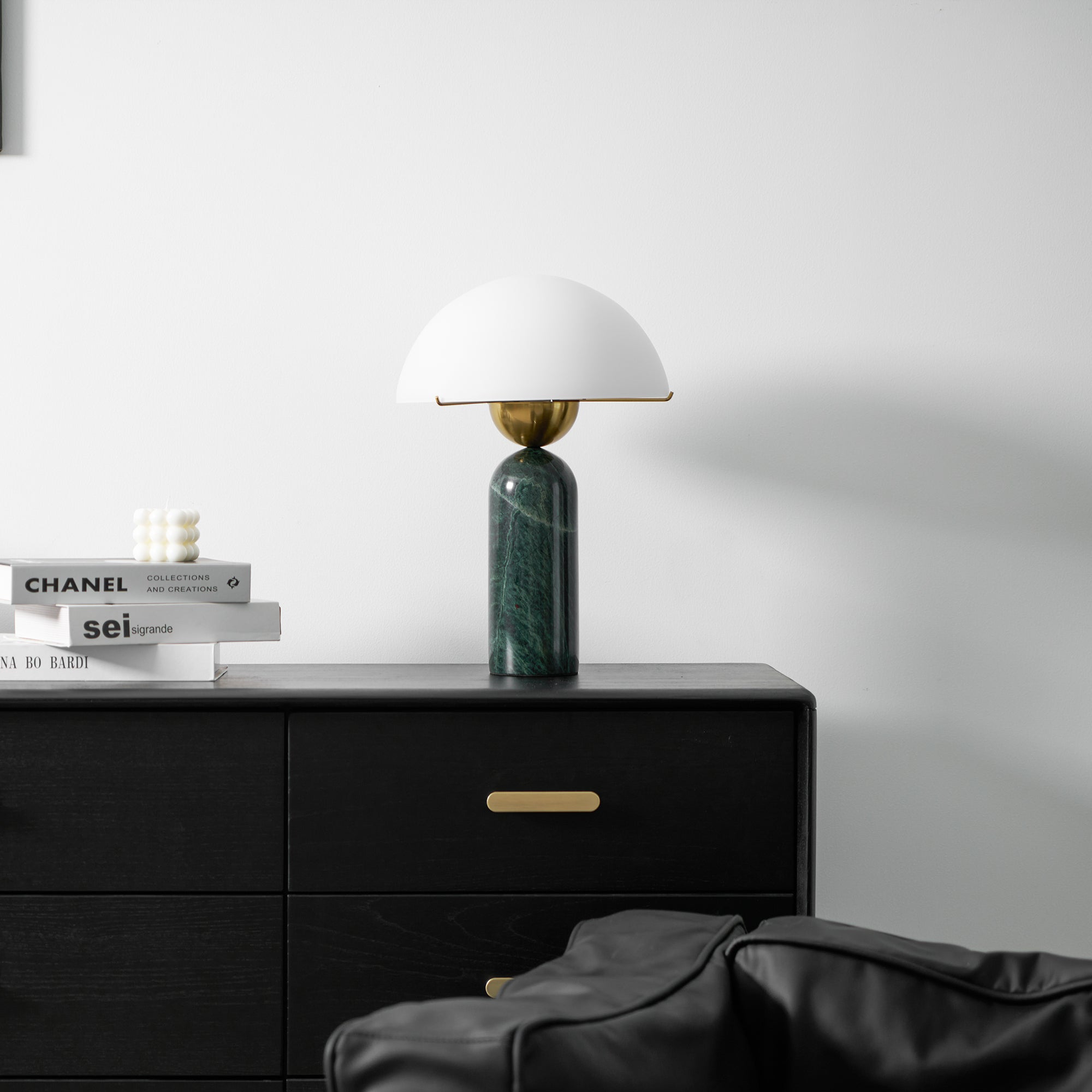 Tirixon Alabaster Table Lamp-Neutral Decor