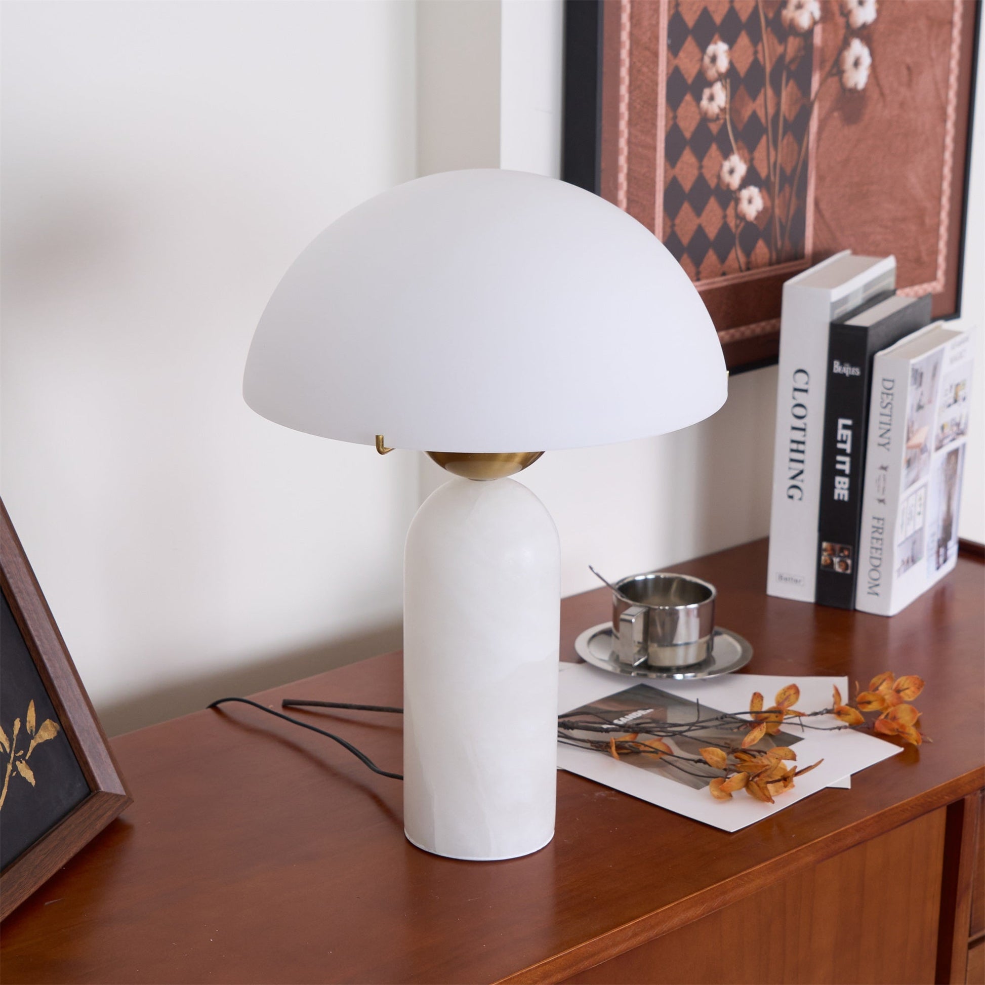 Tirixon Alabaster Table Lamp-Neutral Decor