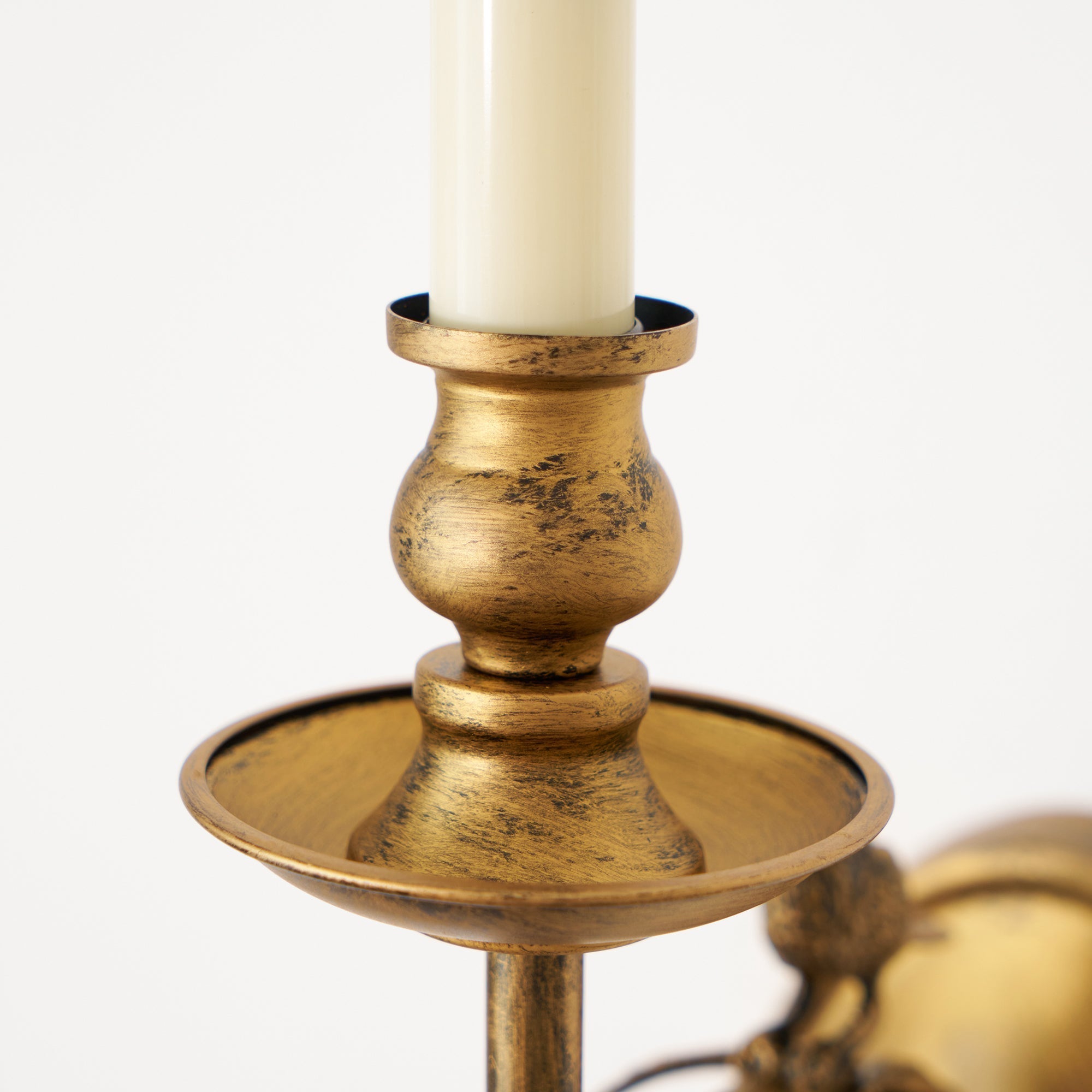 Utheara Wall Lamp