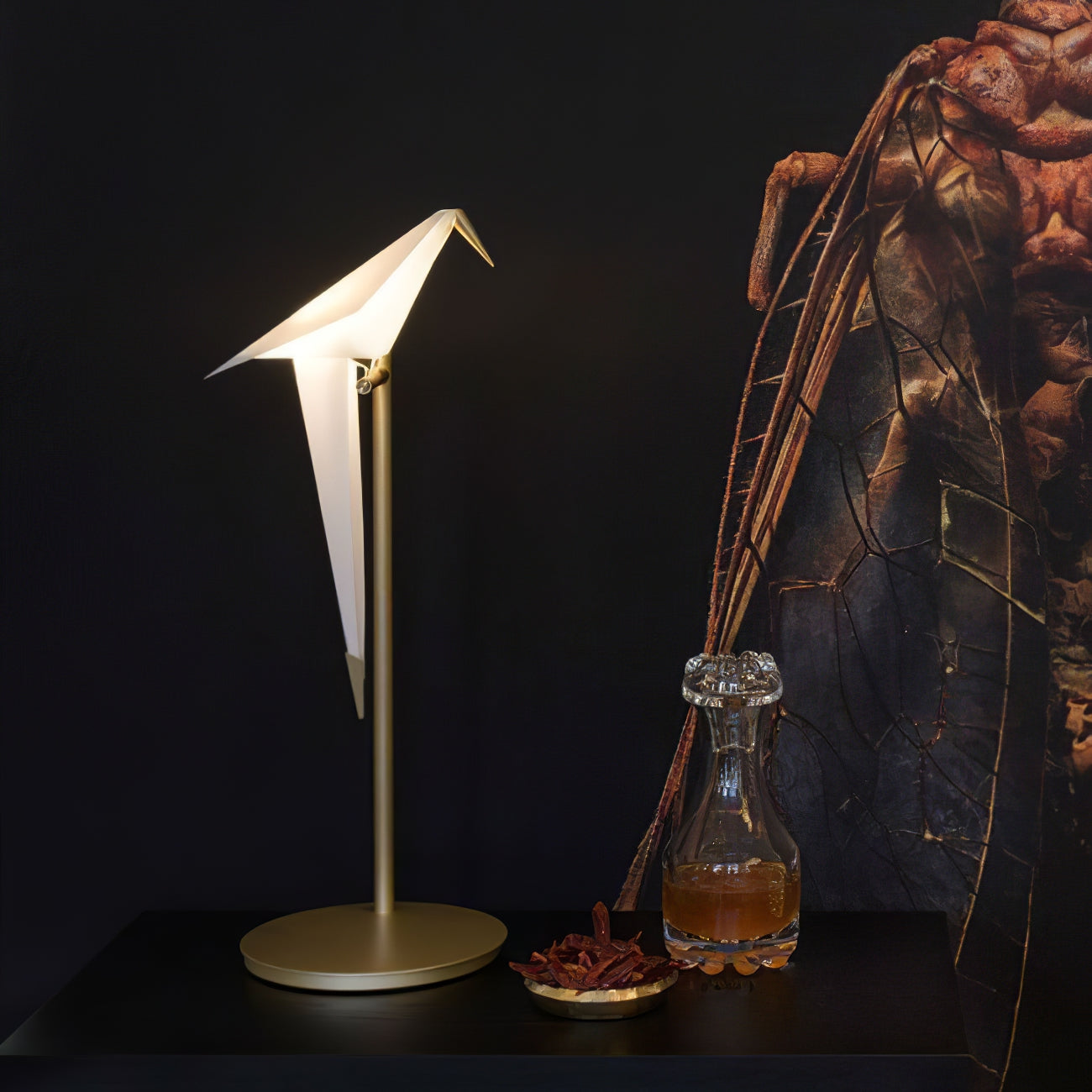 Kaelora Contemporary Table Lamp-Neutral Decor