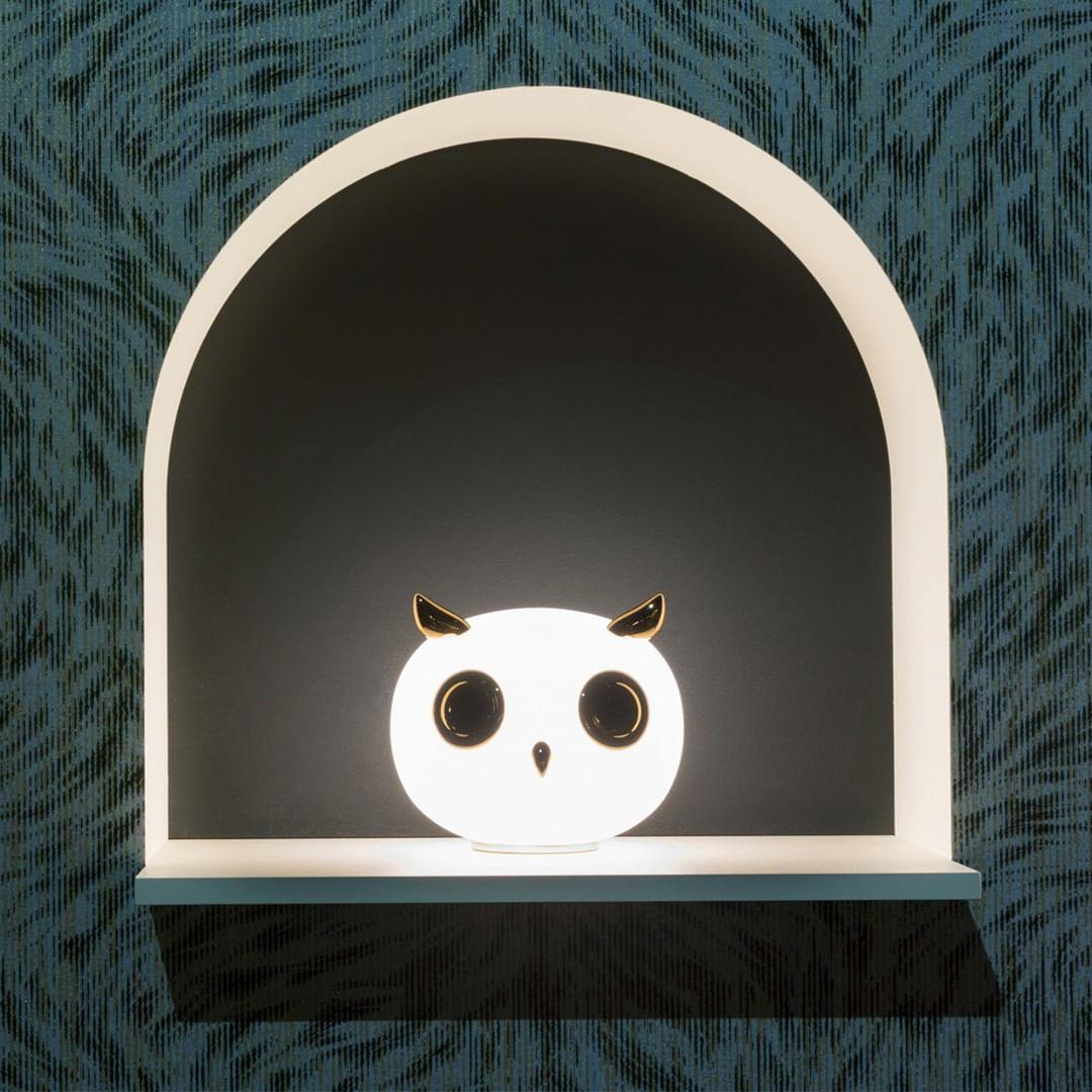 Marvelian Whimsical Table Lamp-Neutral Decor