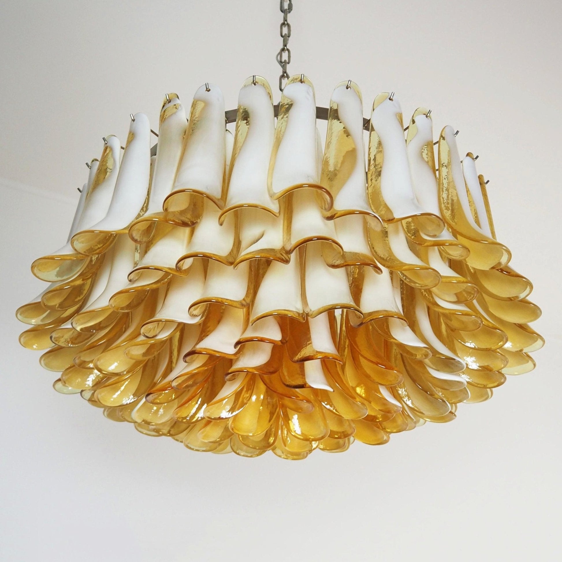 Equvel Chandelier Amber Murano Glass Petal Elegant-Neutral Decor