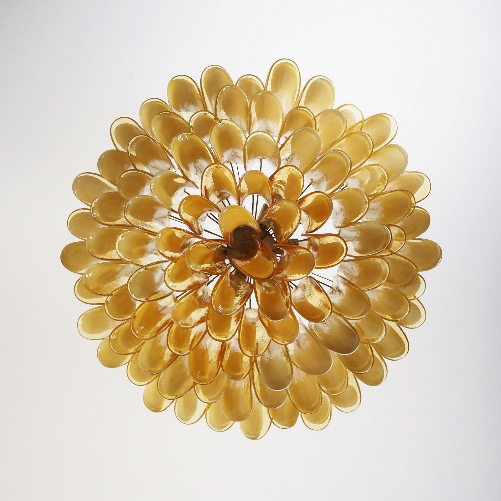 Equvel Chandelier Amber Murano Glass Petal Elegant-Neutral Decor