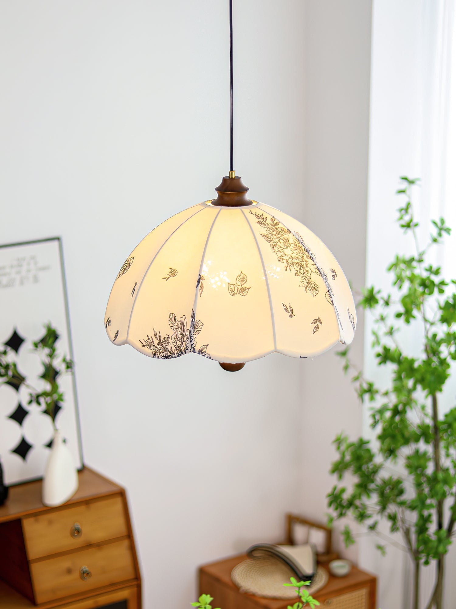 Vevenir Petal Whisper Wood Fabric Pendant Lamp-Neutral Decor