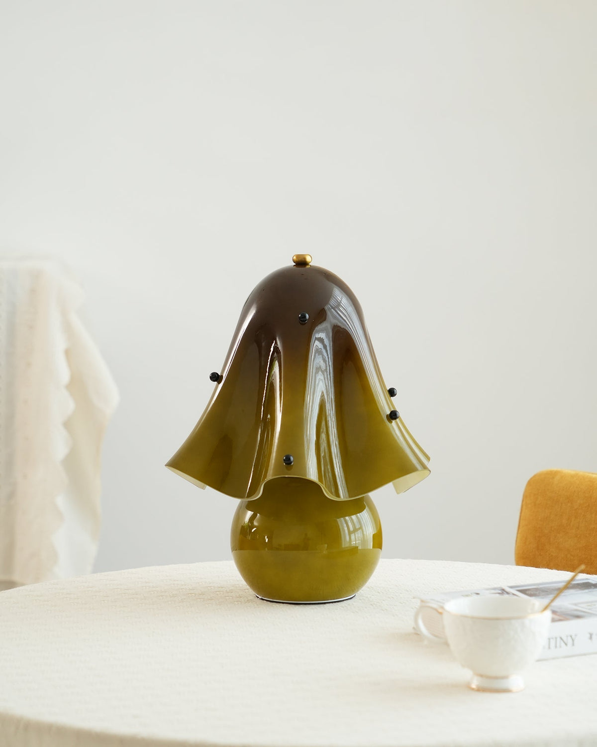 Petalia Table Light-Neutral Decor