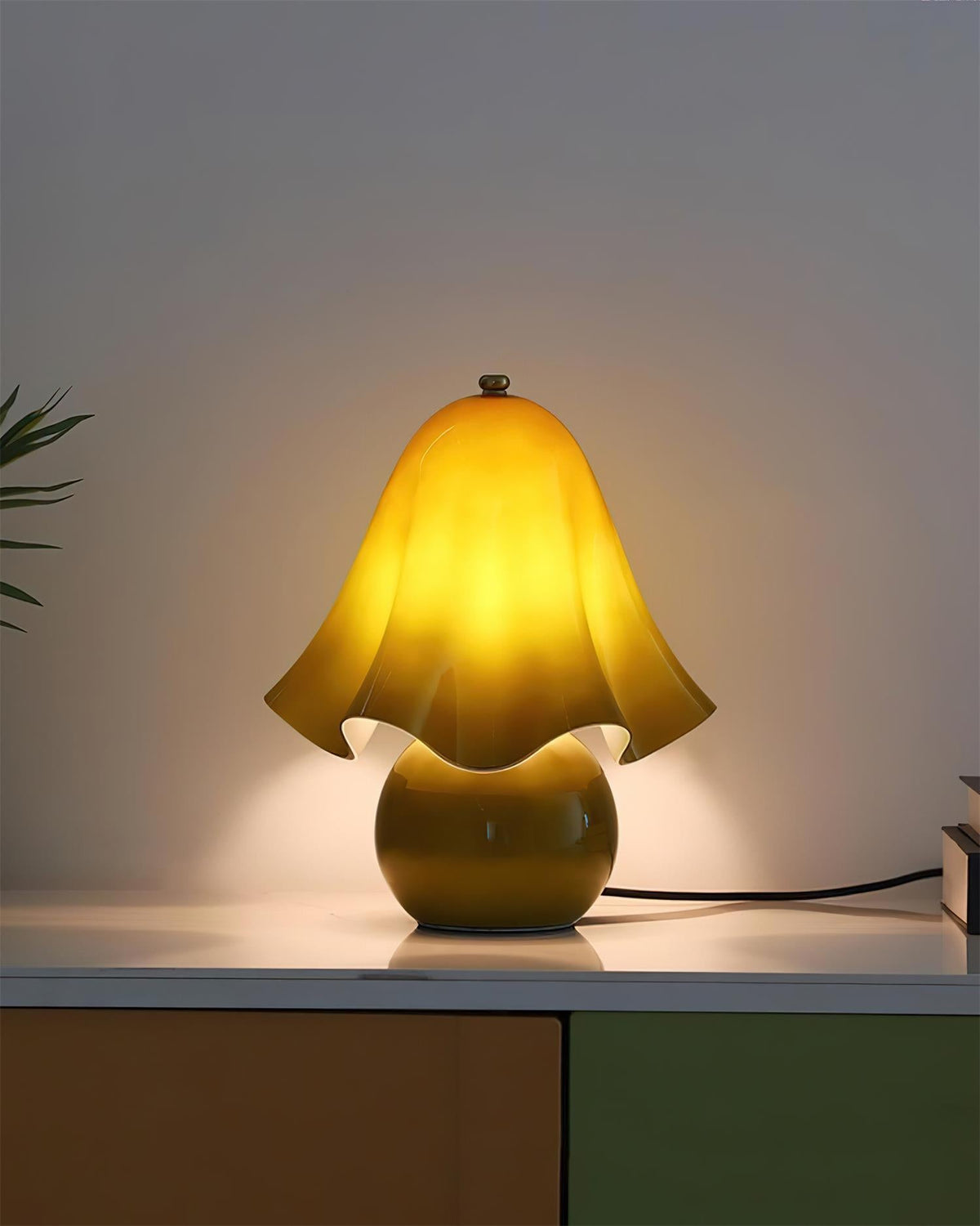 Petalia Table Light-Neutral Decor