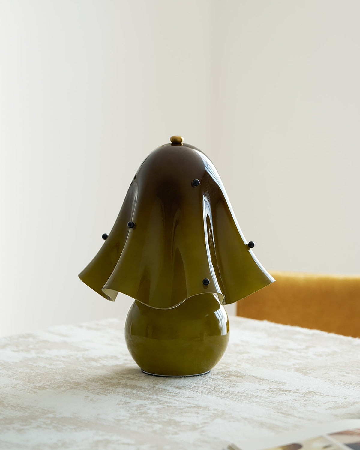 Petalia Table Light-Neutral Decor