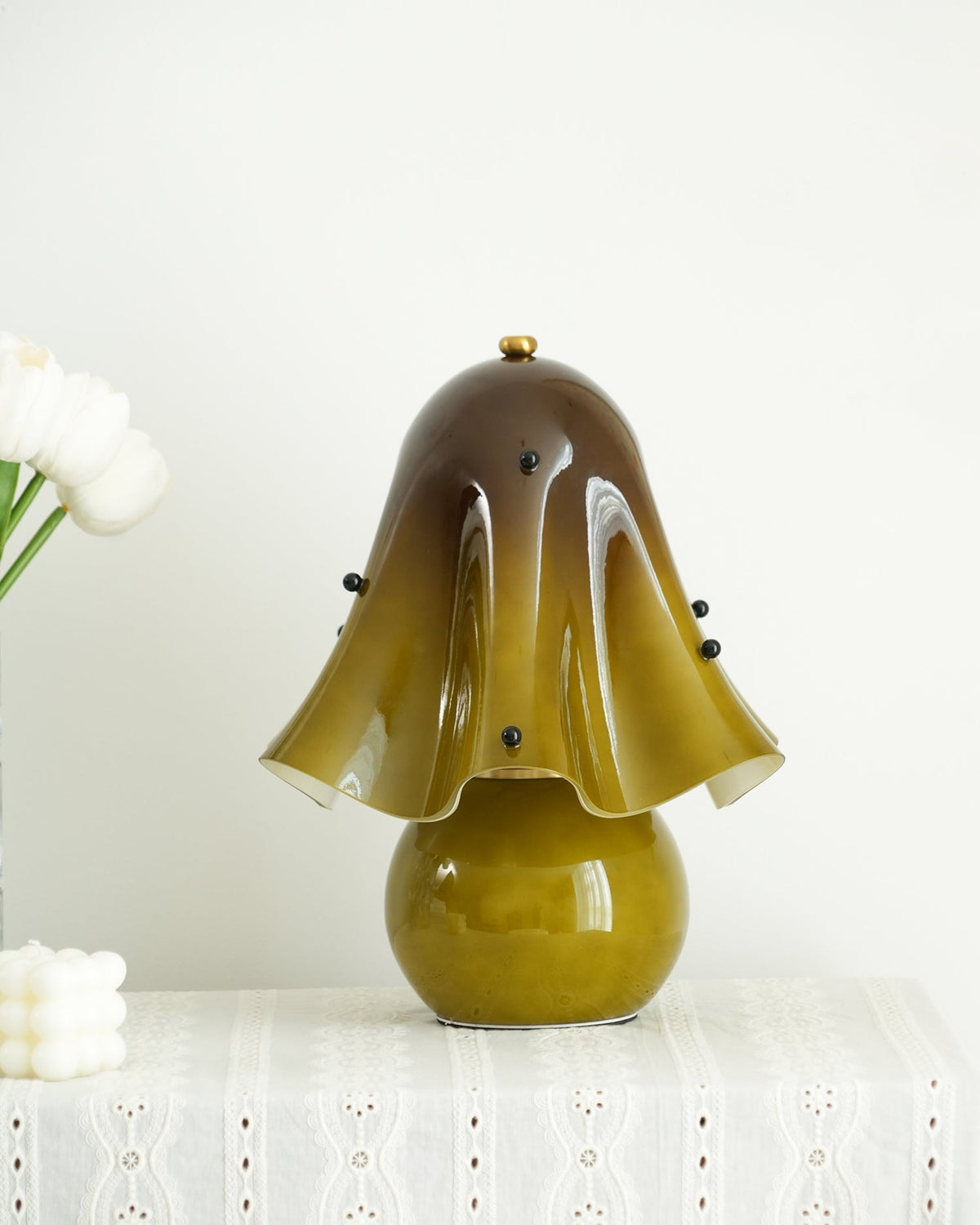 Petalia Table Light-Neutral Decor