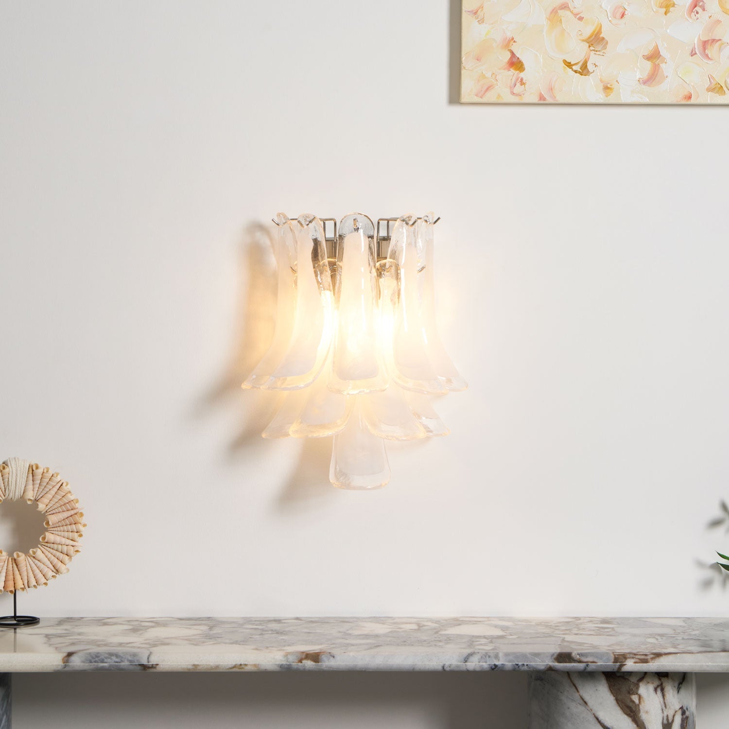Aurora Wall Light Petal Shaped Glass Vintage Artistic-Neutral Decor