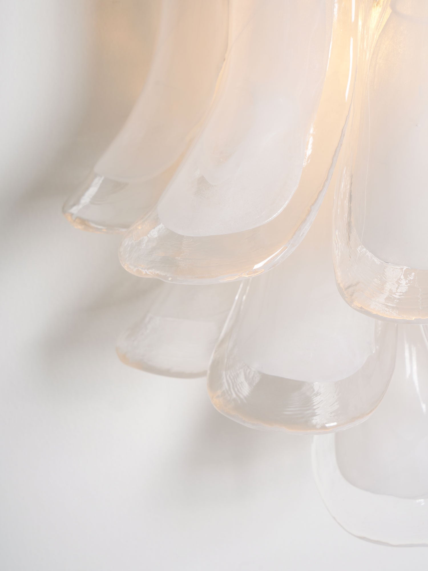 Aurora Wall Light Petal Shaped Glass Vintage Artistic-Neutral Decor