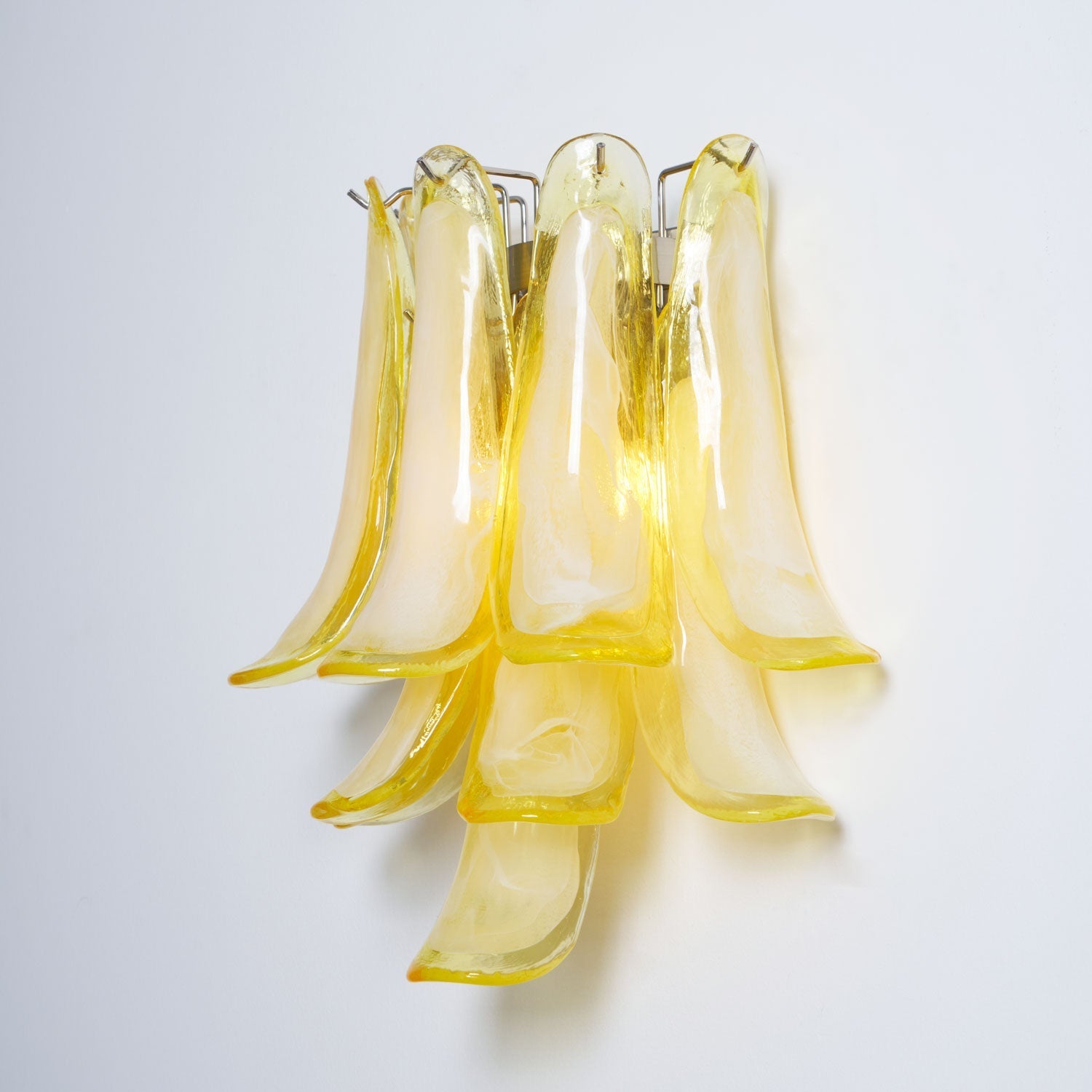 Aurora Wall Light Petal Shaped Glass Vintage Artistic-Neutral Decor
