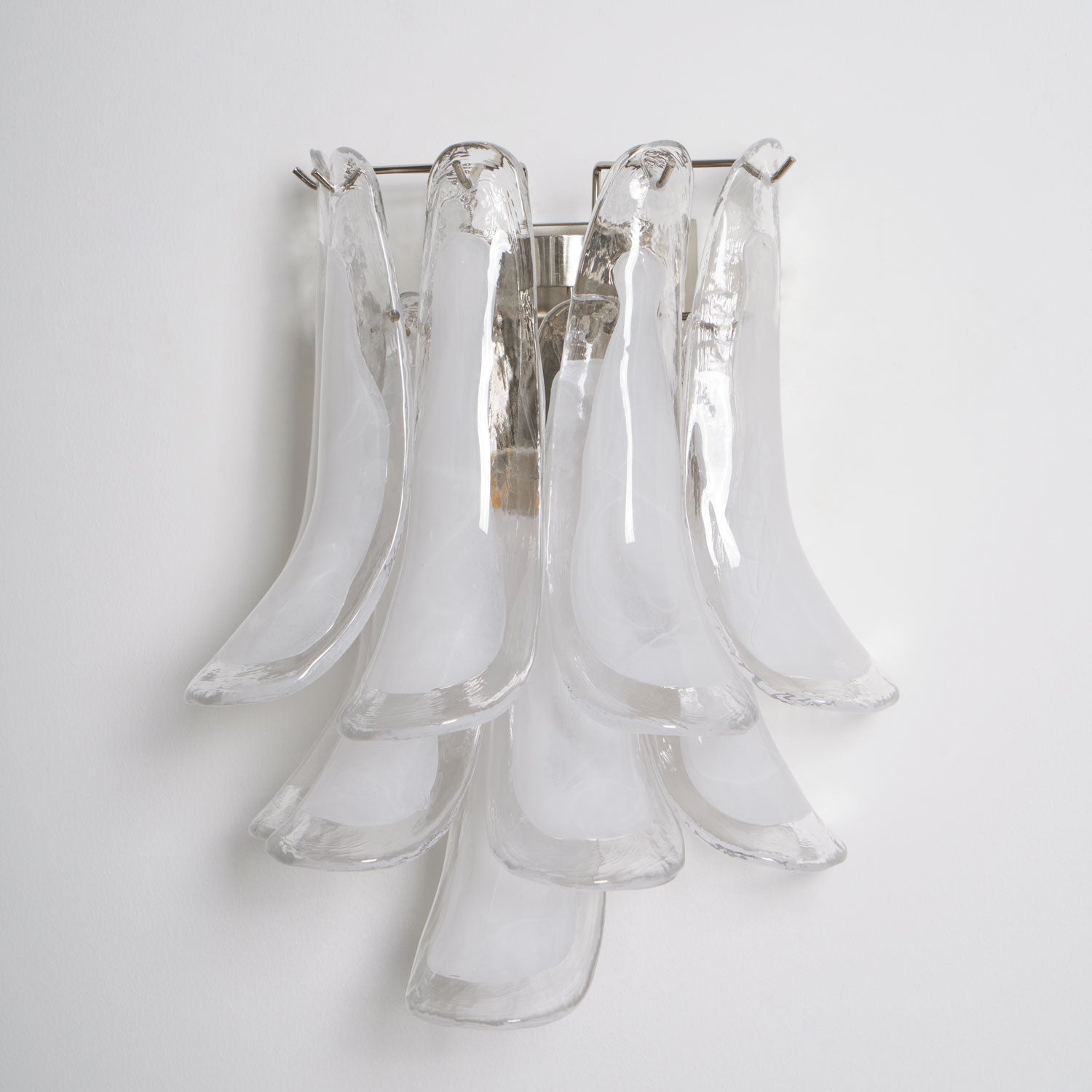 Aurora Wall Light Petal Shaped Glass Vintage Artistic-Neutral Decor