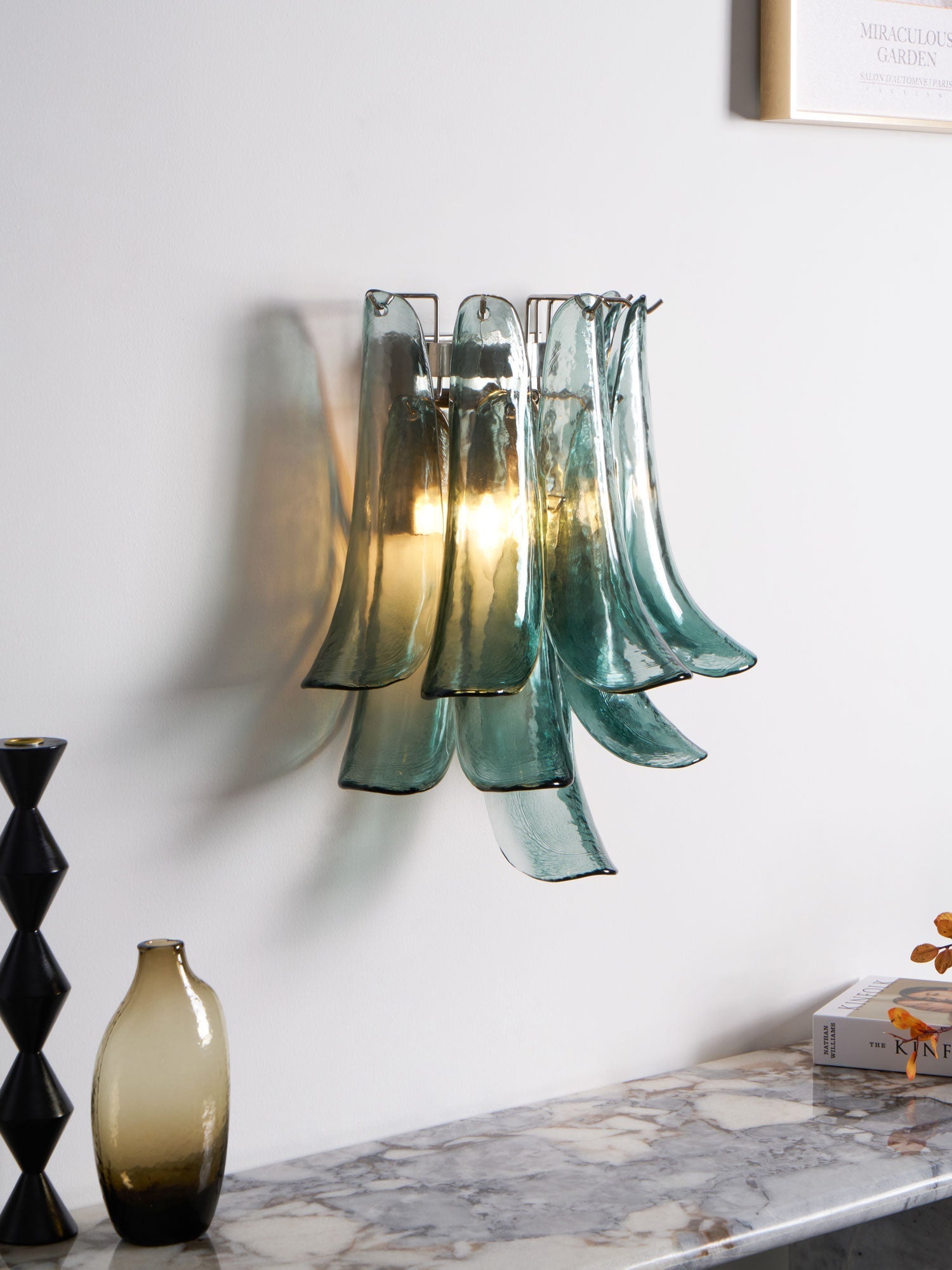 Aurora Wall Light Petal Shaped Glass Vintage Artistic-Neutral Decor