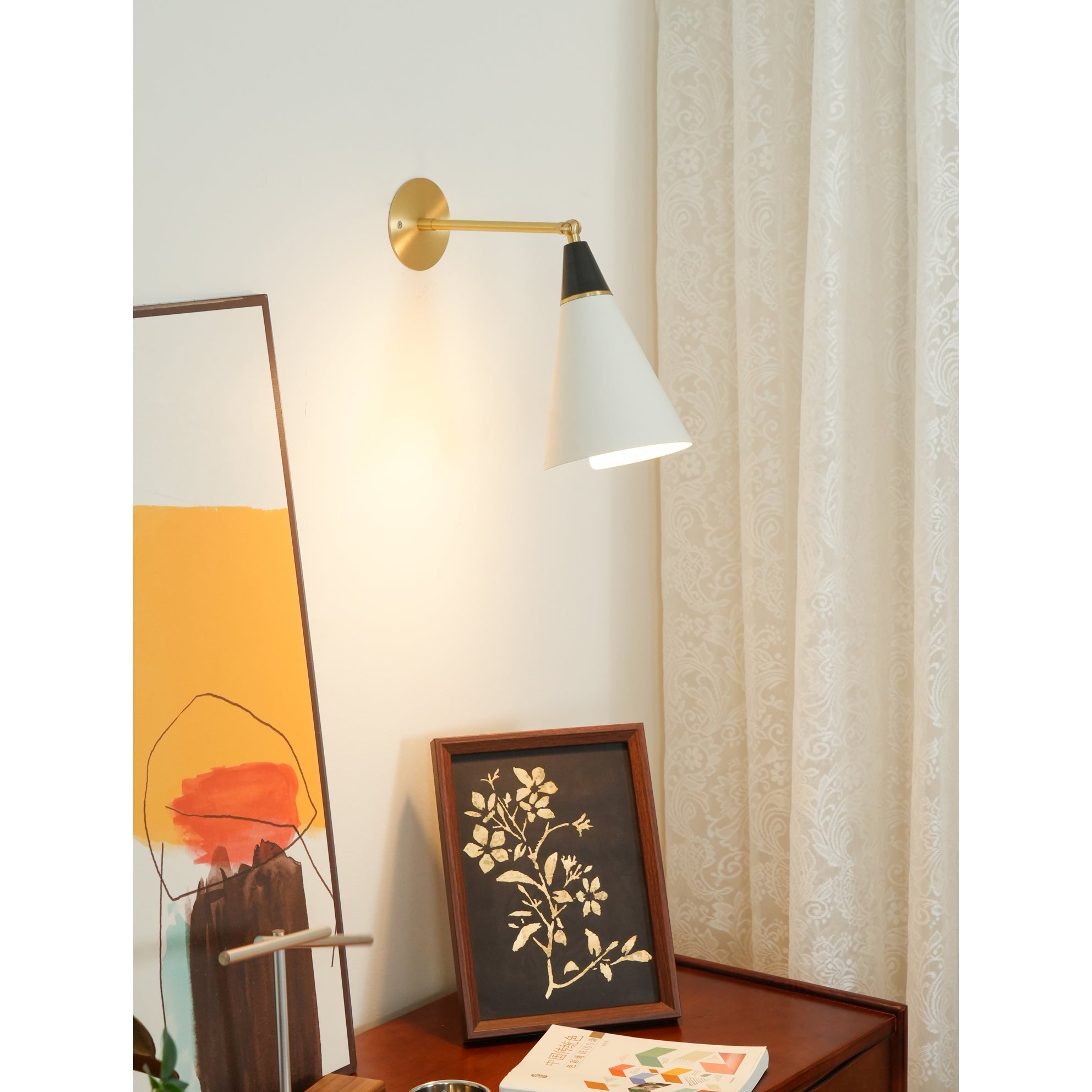 Cevare Wall Lamp