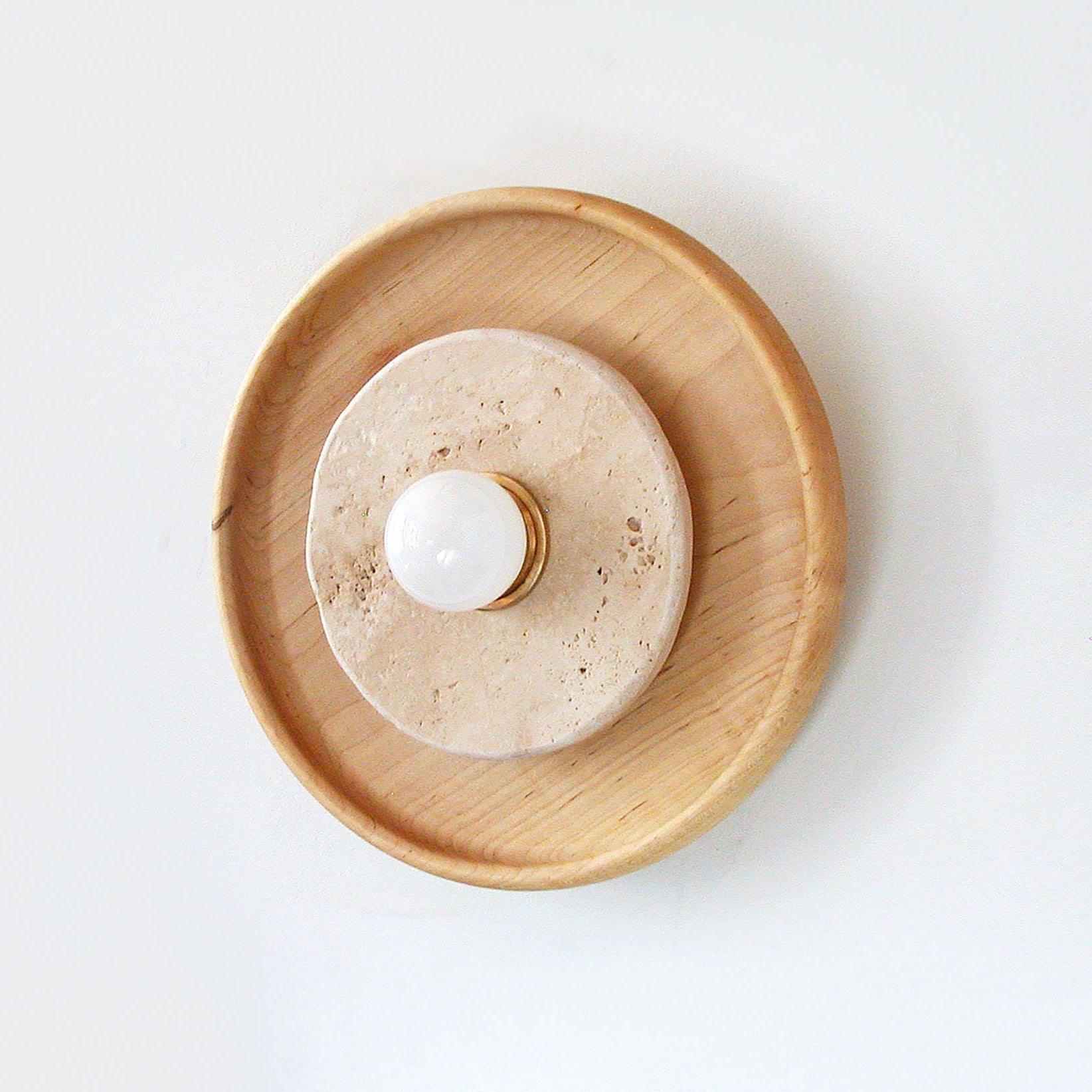 The 'Walnut color & Beige' finish option.