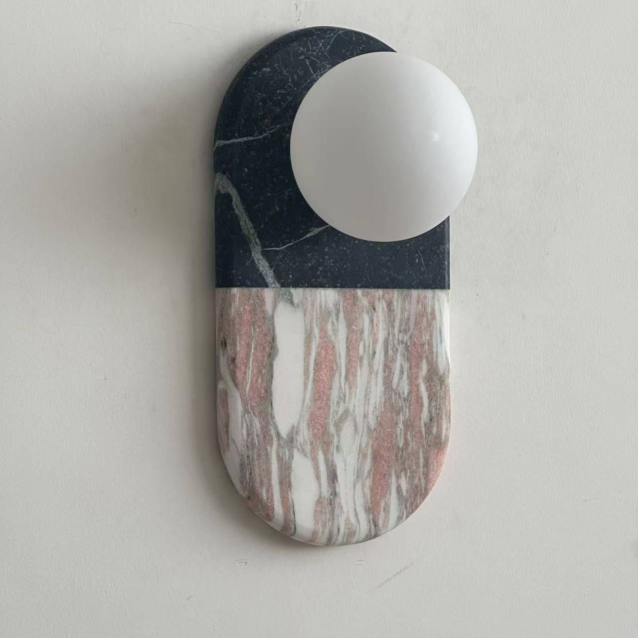 Alvynan Wall Lamp