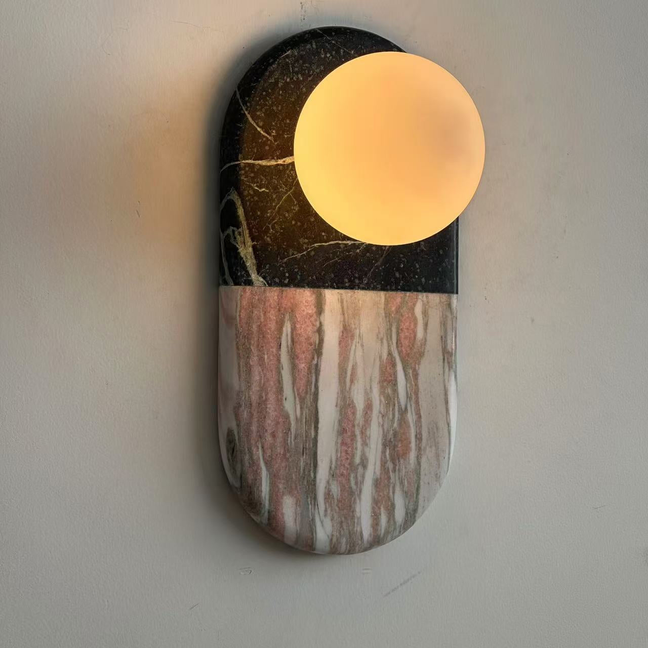 Alvynan Wall Lamp