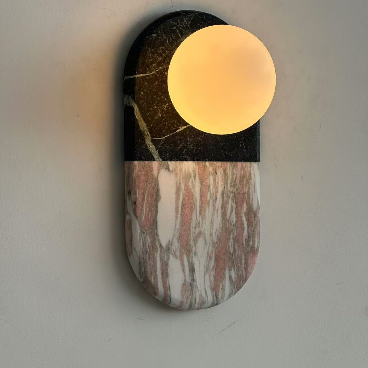 Alvynan Wall Lamp