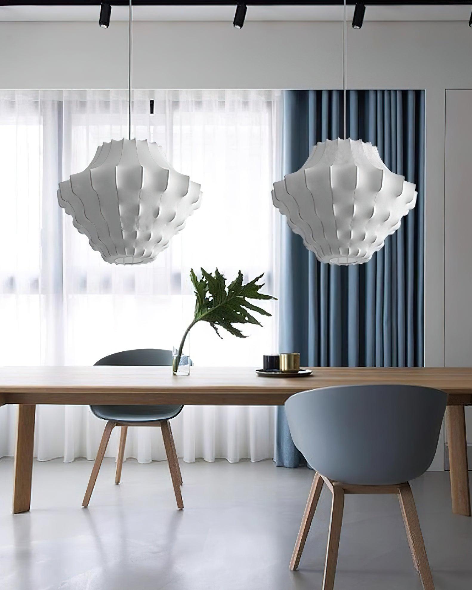 Ninius Pendant Light