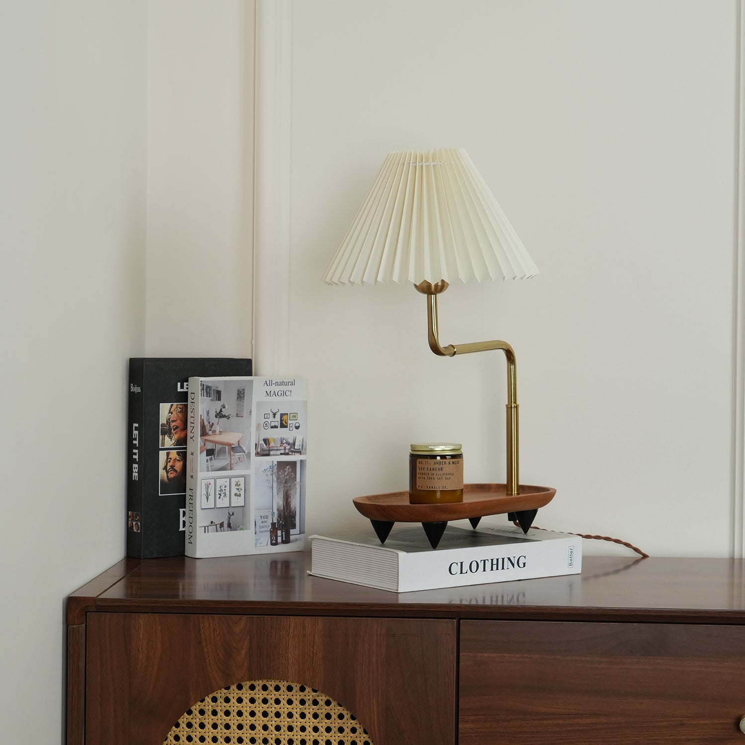 Teldes Wooden Fabric Vintage Table Lamp-Neutral Decor