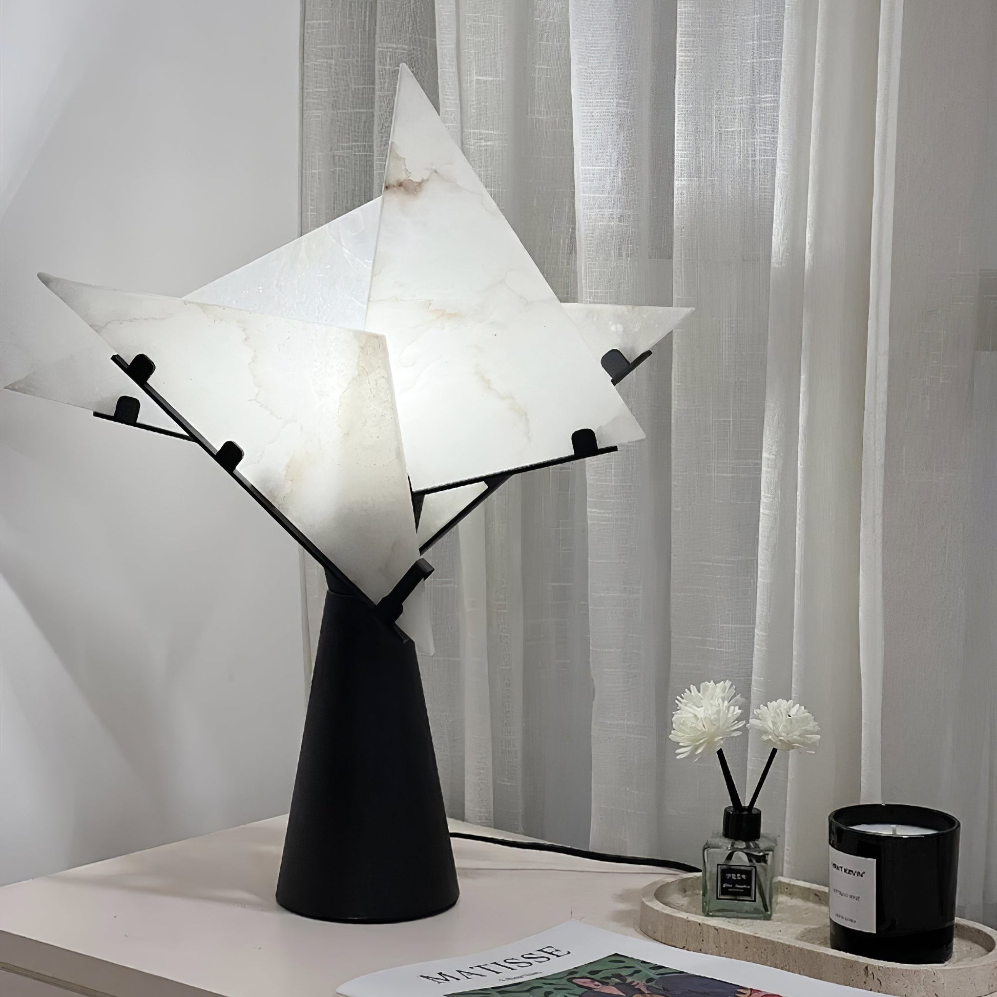 Aursilion Star Alabaster Table Lamp-Neutral Decor