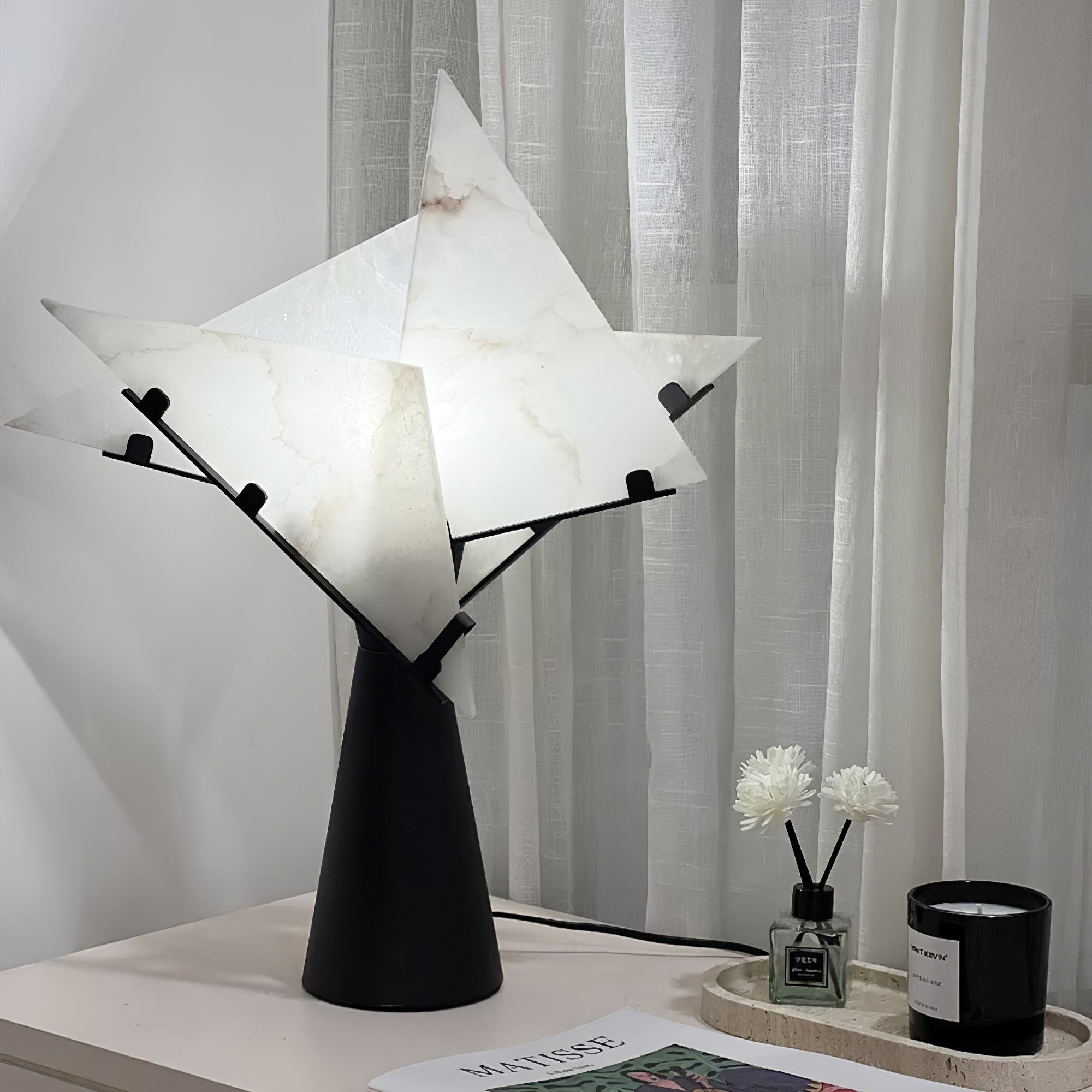 Aursilion Star Alabaster Table Lamp-Neutral Decor