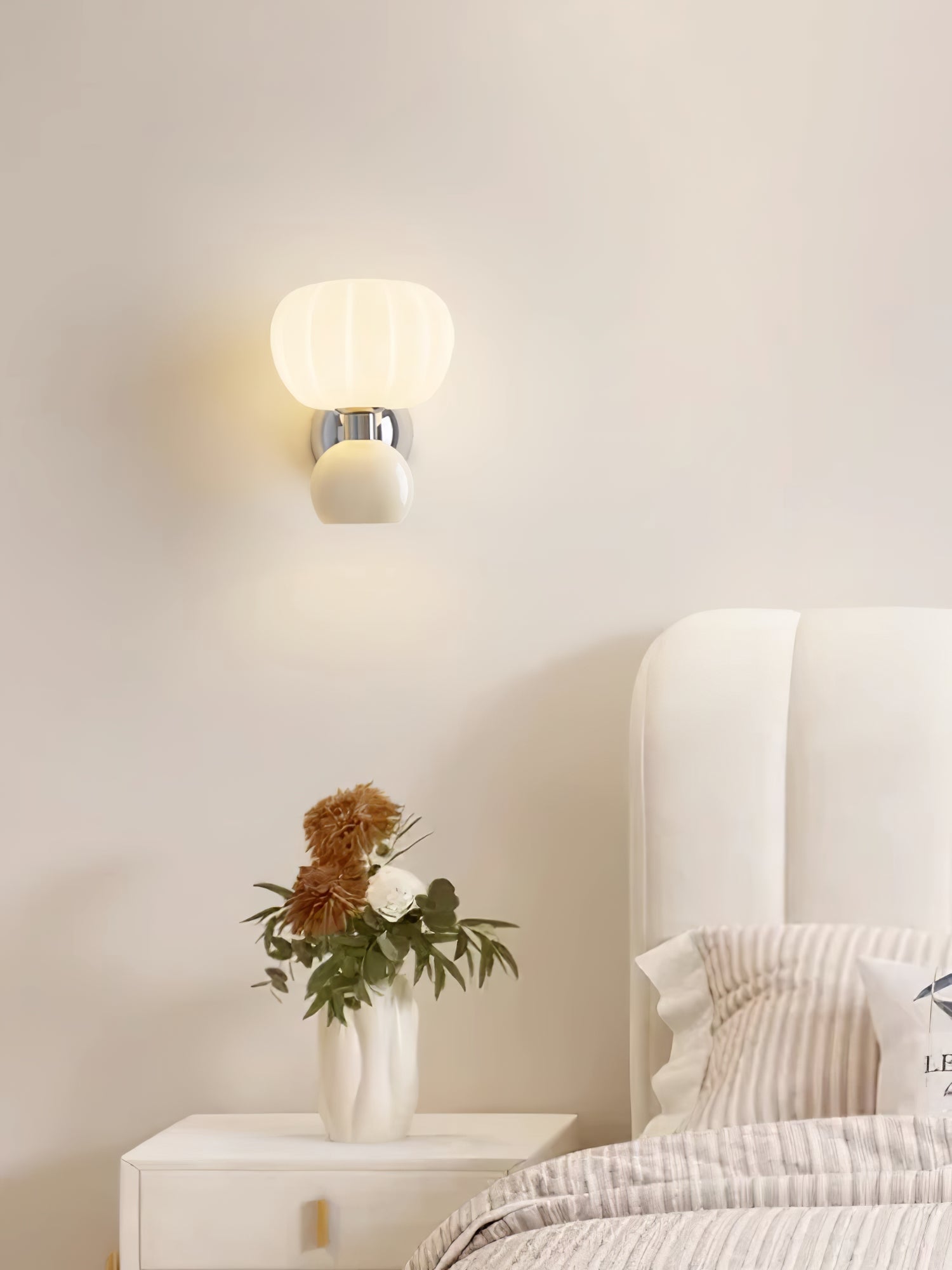 Syrinora Wall Lamp
