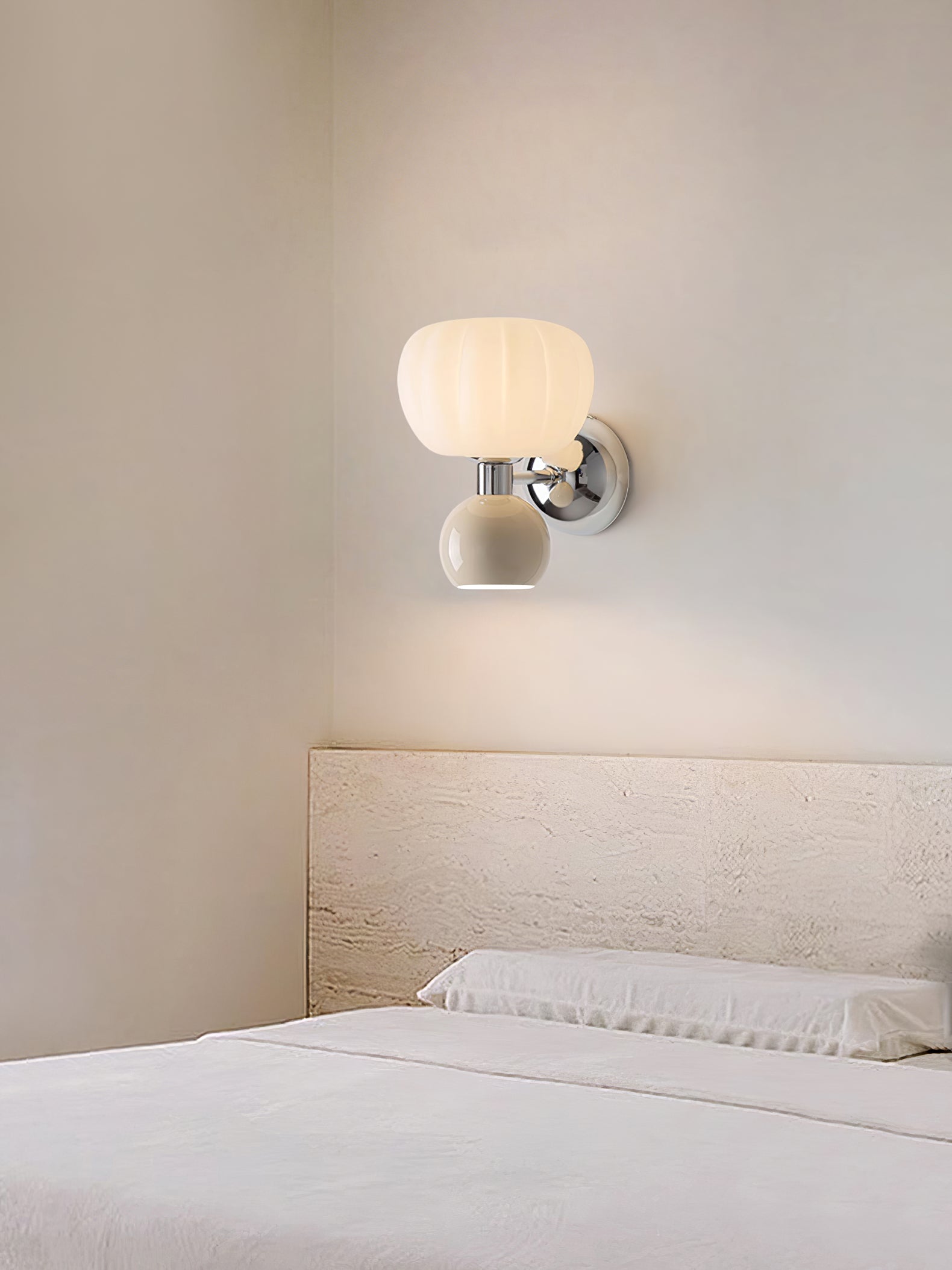 Syrinora Wall Lamp