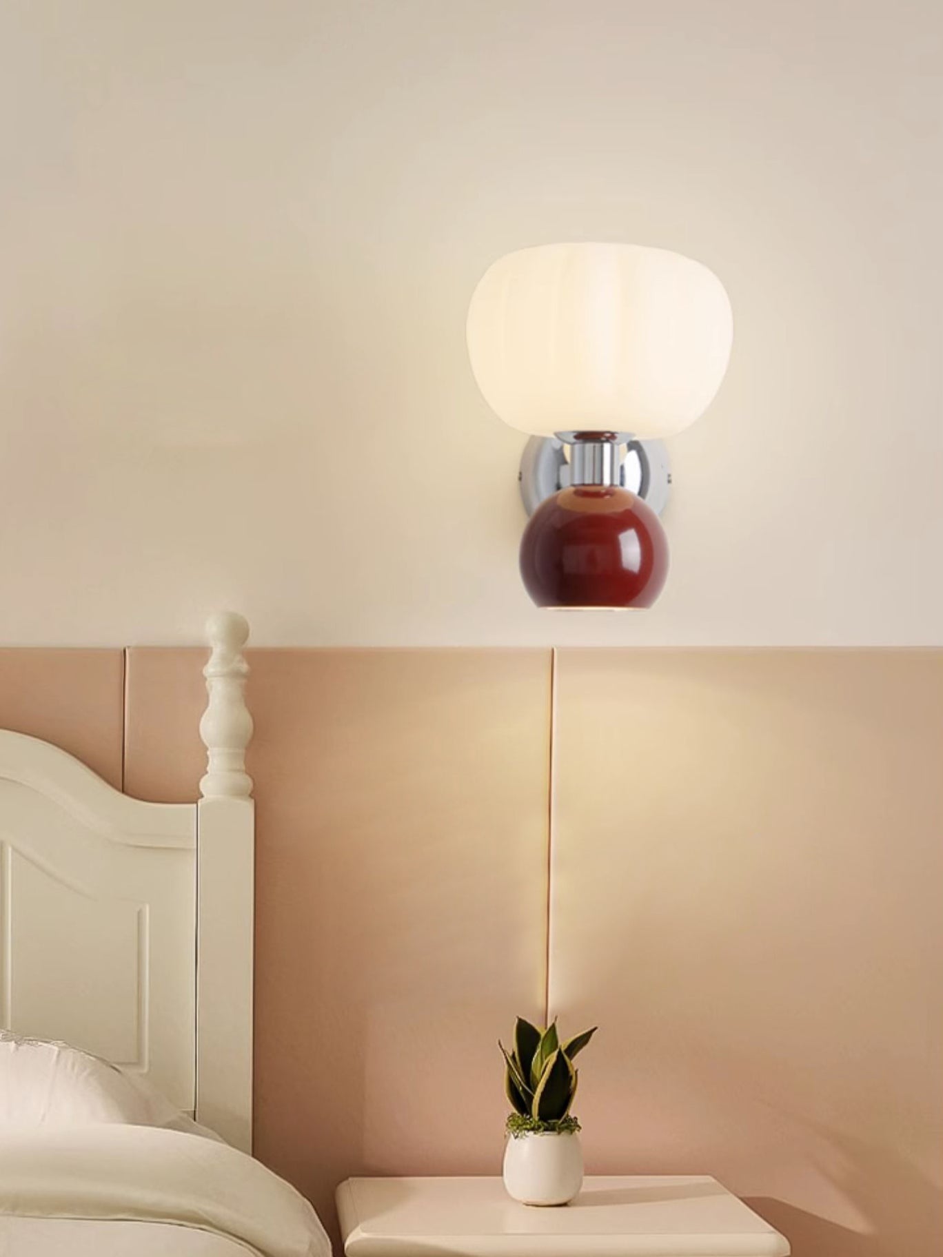Syrinora Wall Lamp