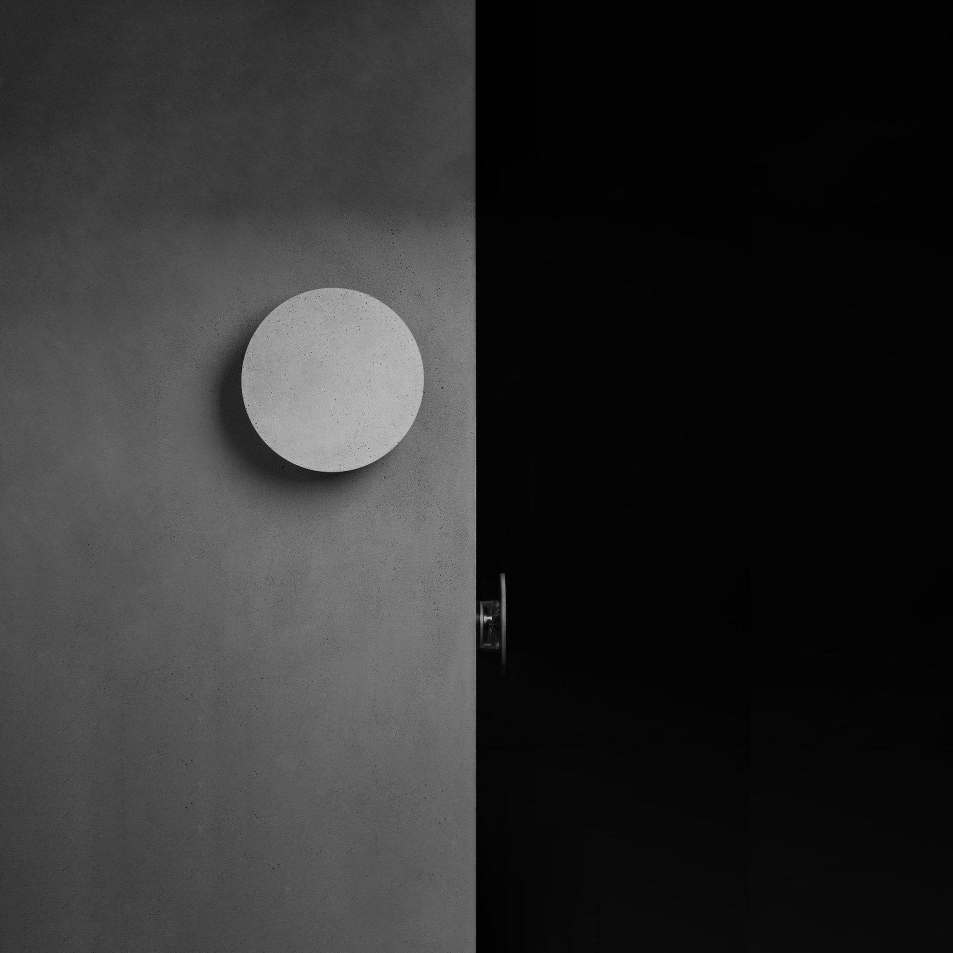Lumi Wall Lamp-Neutral Decor