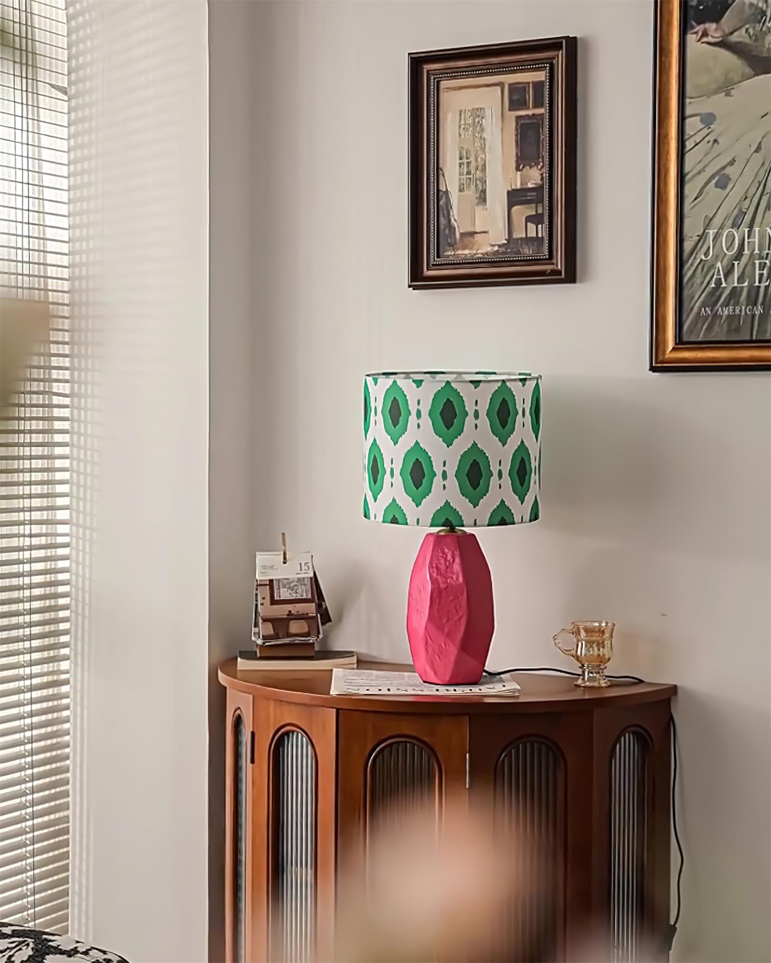 Gemonia Table Lamp