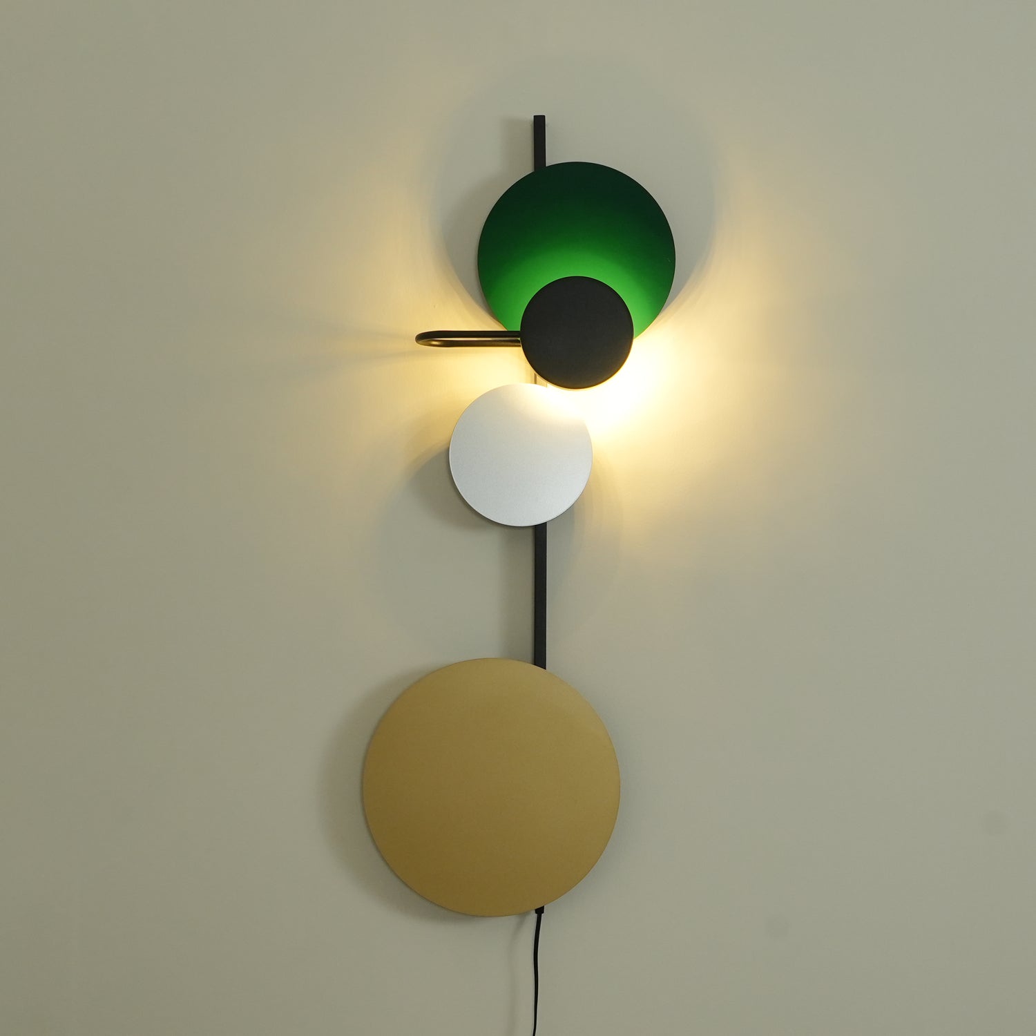 Elowen Modern Minimalist Plug-in Wall Lamp-Neutral Decor