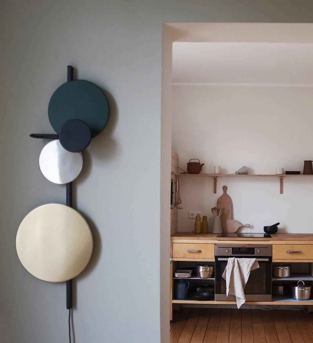 Mirq Wall Lamp Magnetic Discs Artistic-Neutral Decor