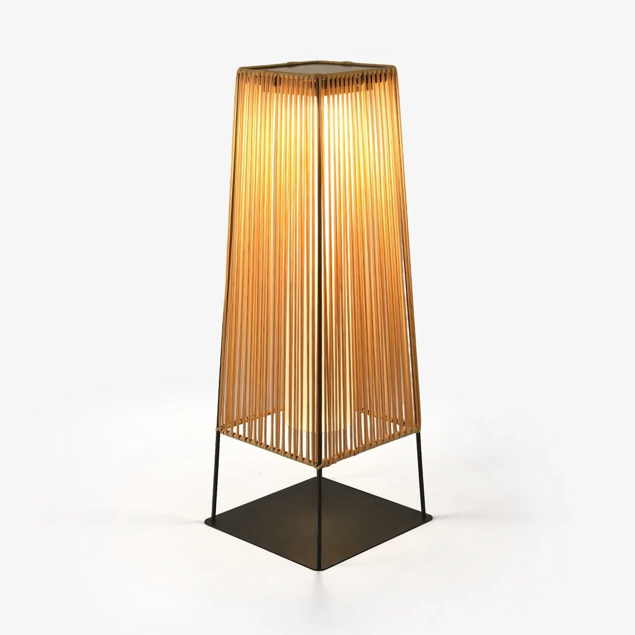 Aru Modern Outdoor Light-Neutral Decor