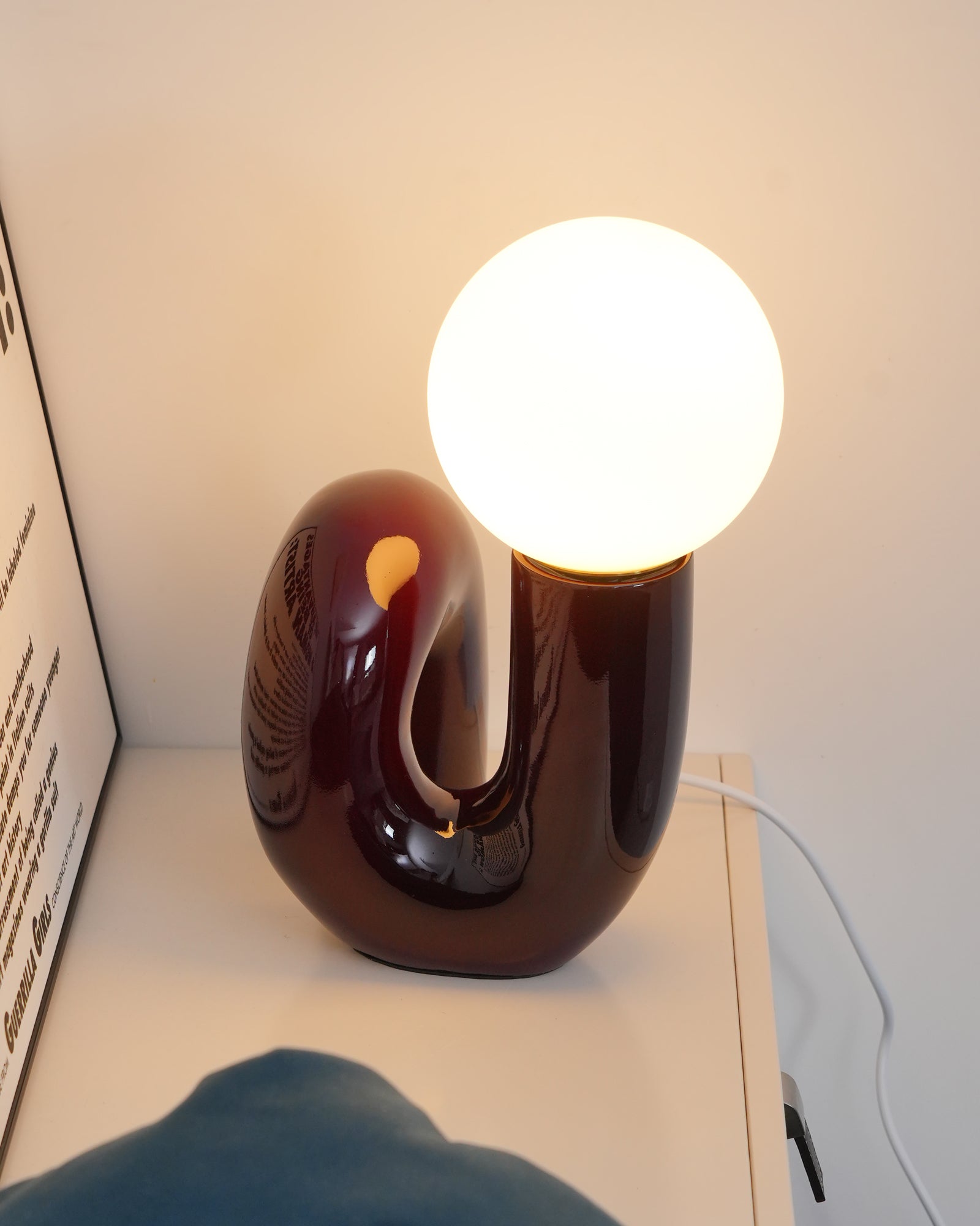 Aveny Lamp Playful N Shape All White-Neutral Decor