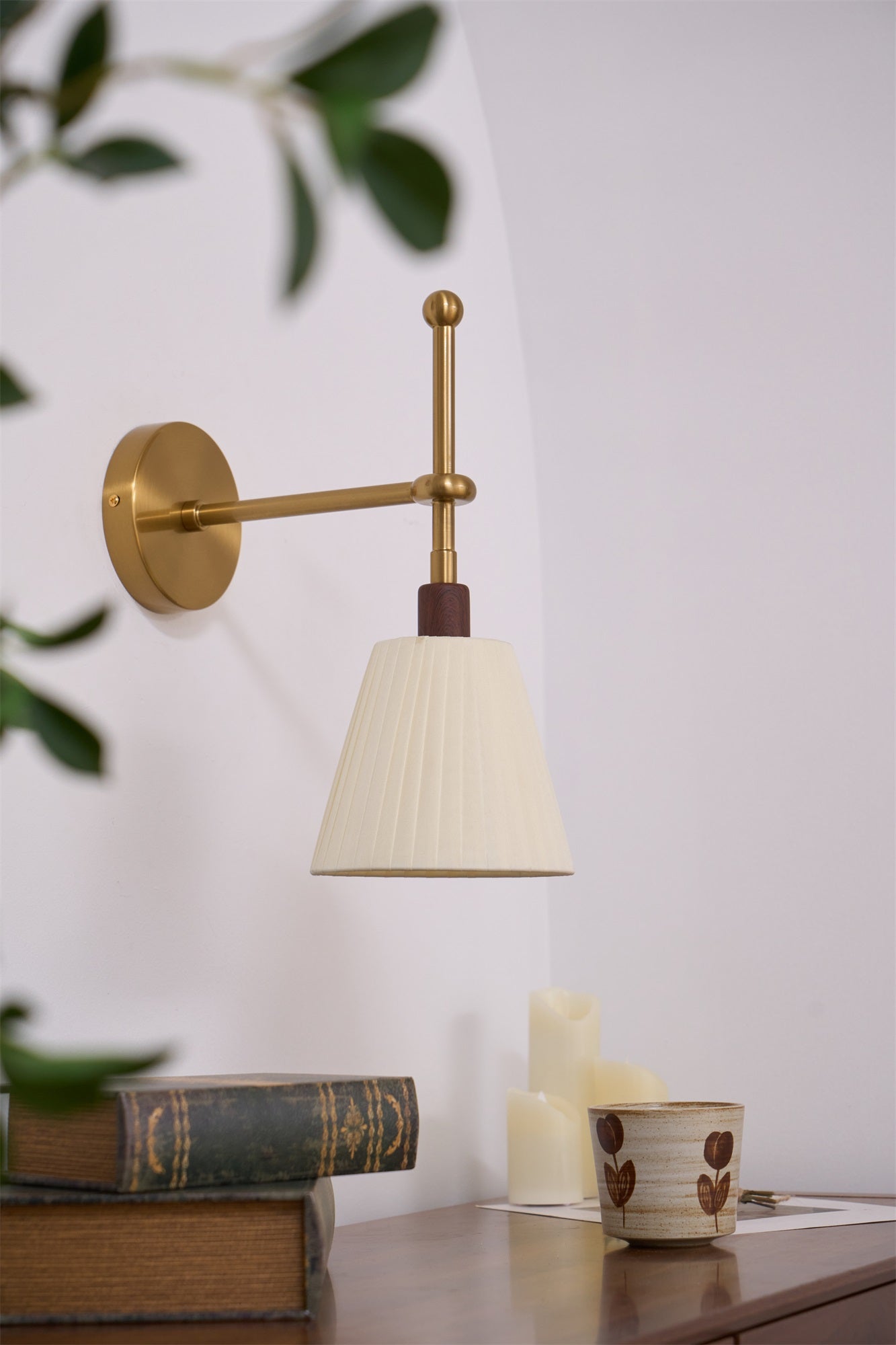 Gairm Wall Lamp Pleated Fabric Brass-Neutral Decor
