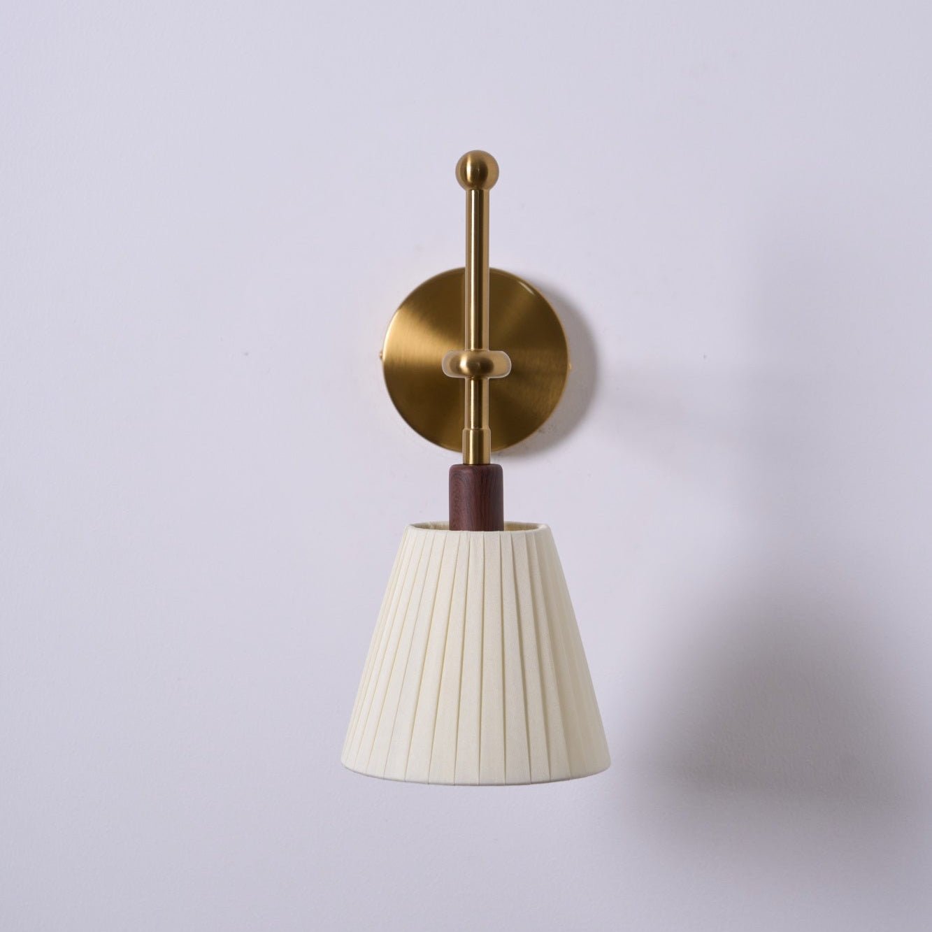 Gairm Wall Lamp Pleated Fabric Brass-Neutral Decor