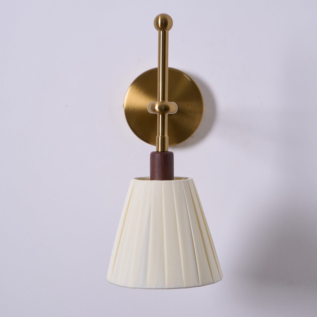 Gairm Wall Lamp Pleated Fabric Brass-Neutral Decor