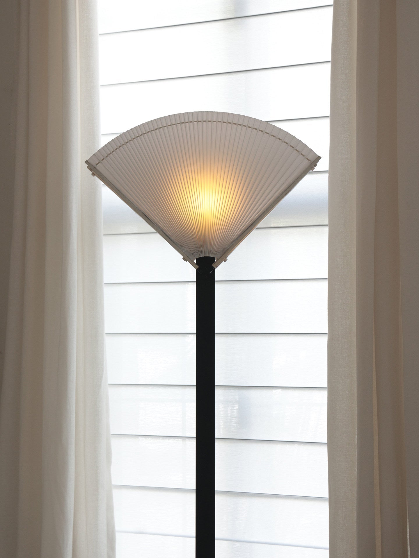 Pleated Fan Floor Lamp-Neutral Decor