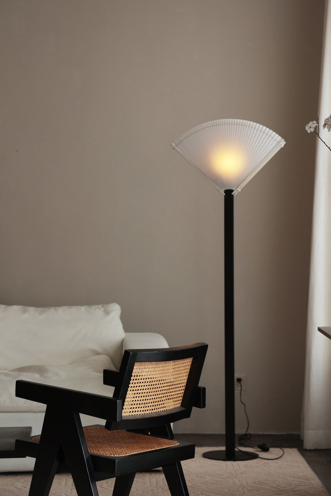 Pleated Fan Floor Lamp-Neutral Decor
