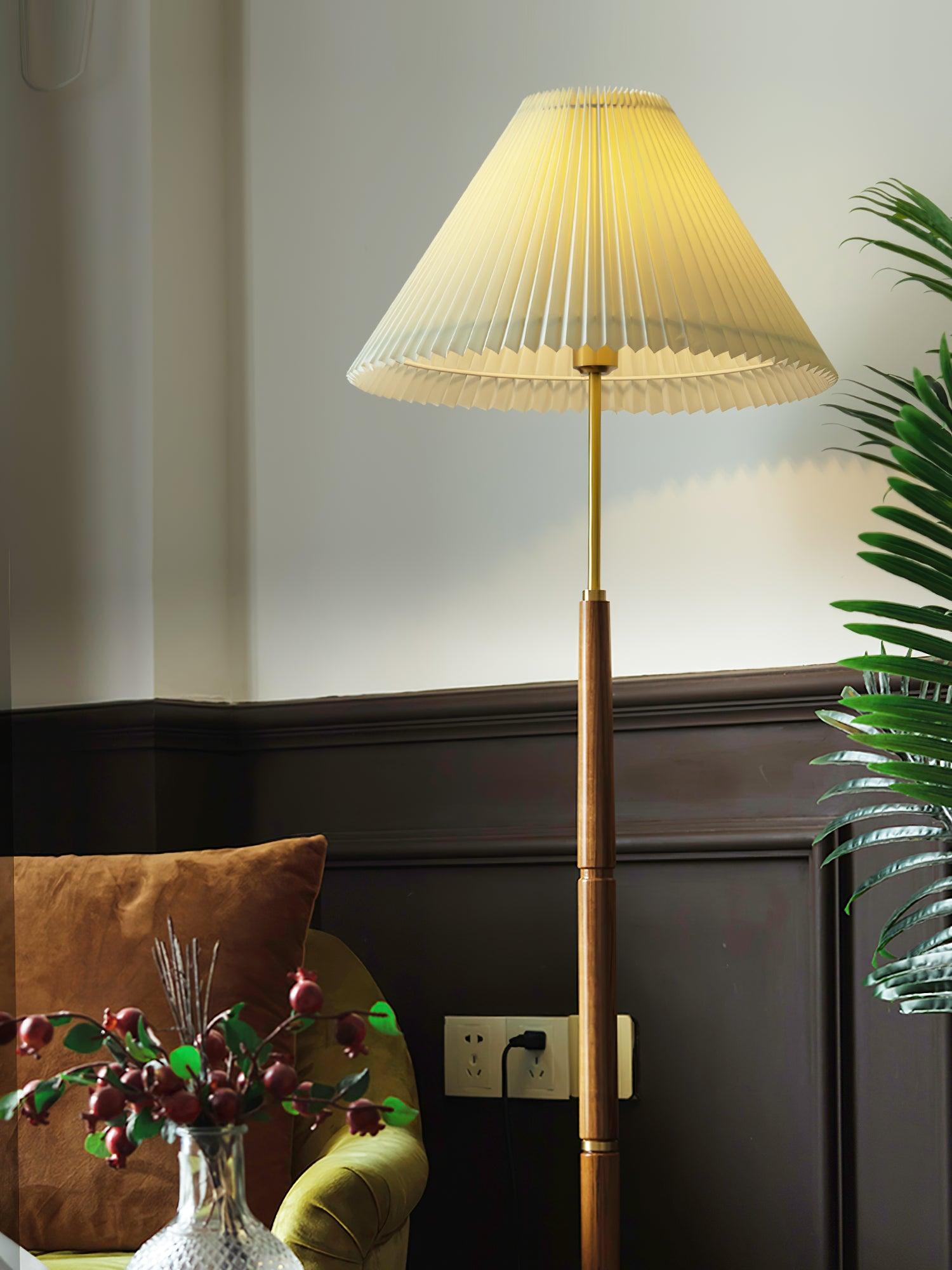 Nomino Minimalist Wood Floor Lamp-Neutral Decor