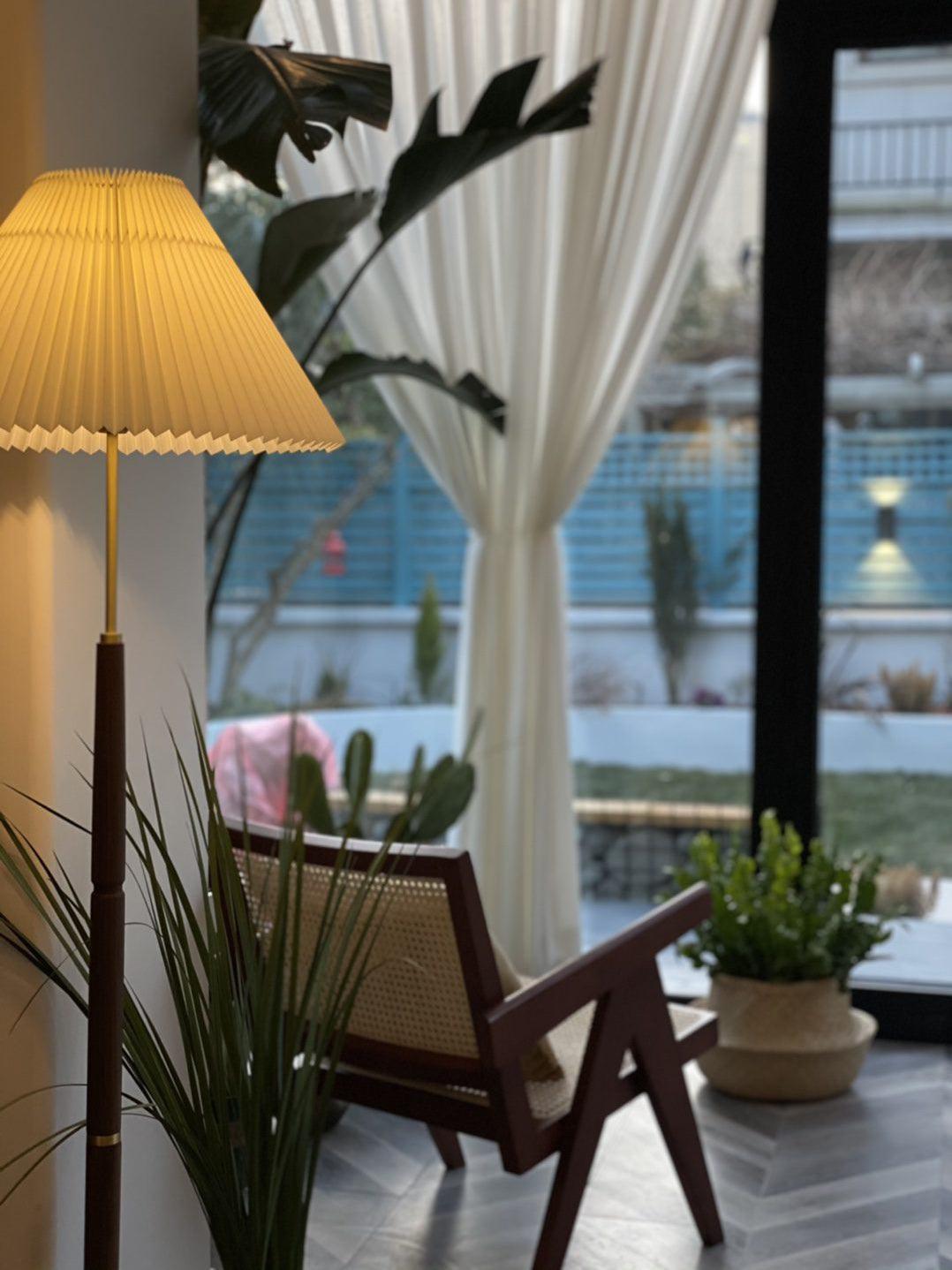 Nomino Minimalist Wood Floor Lamp-Neutral Decor