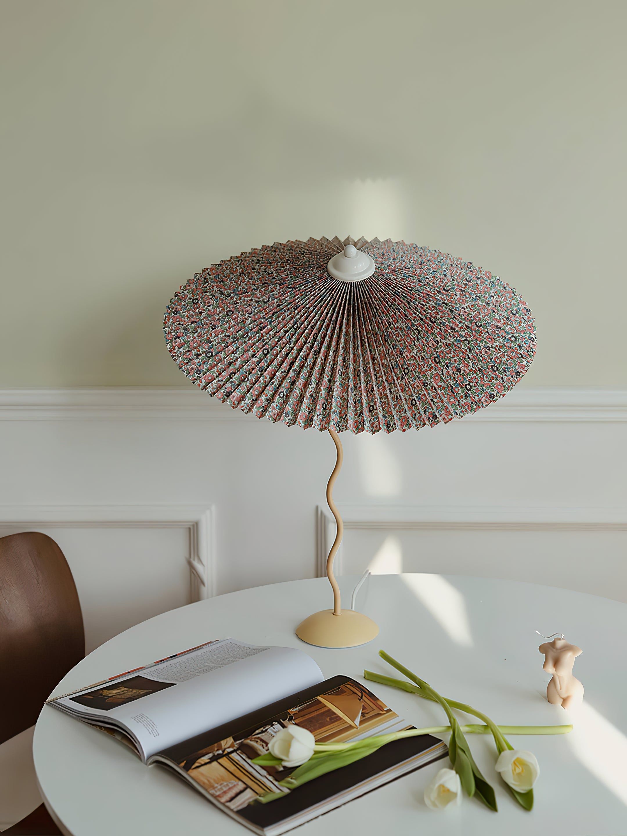 Krenis Fabric Artistic Table Lamp-Neutral Decor