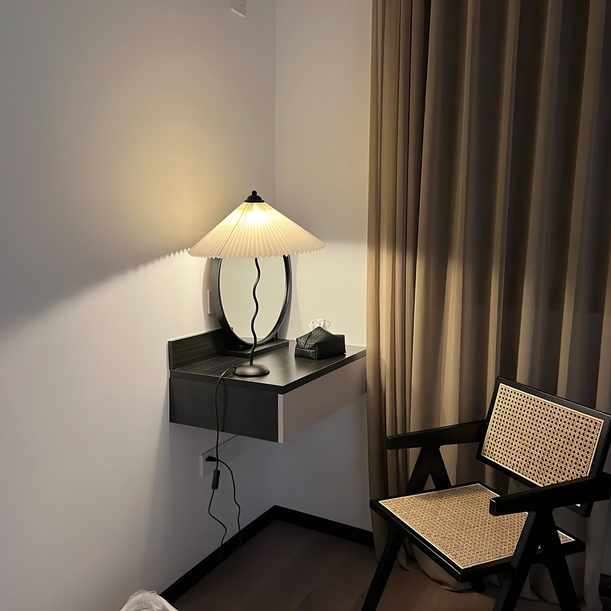 Krenis Fabric Artistic Table Lamp-Neutral Decor
