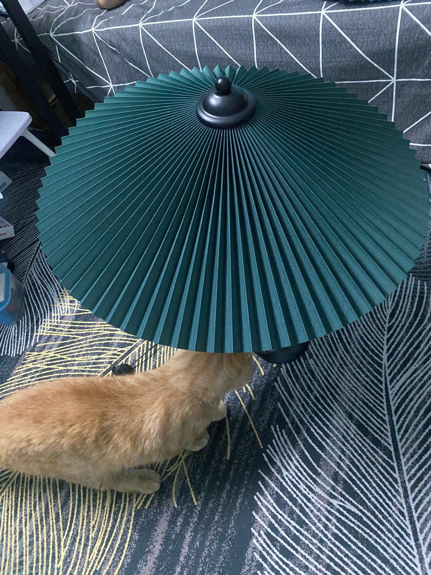 Krenis Fabric Artistic Table Lamp-Neutral Decor