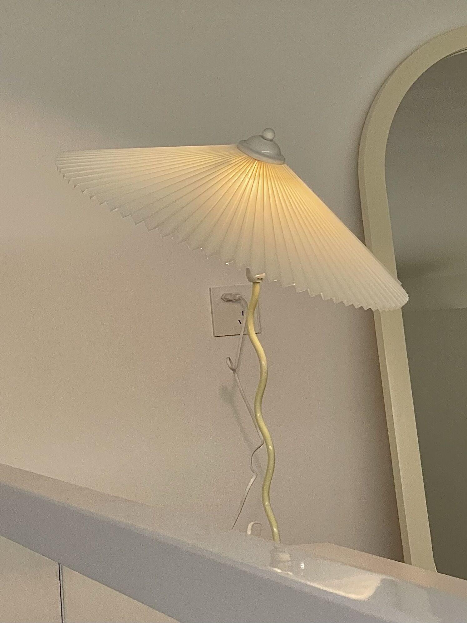 Krenis Fabric Artistic Table Lamp-Neutral Decor