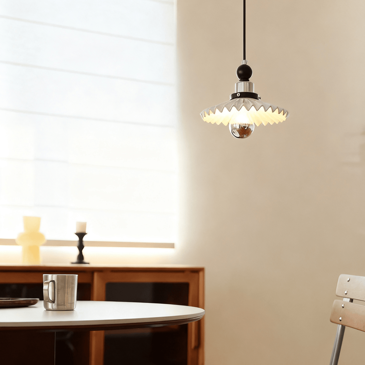 Pleated Petal Pendant Lamp-Neutral Decor