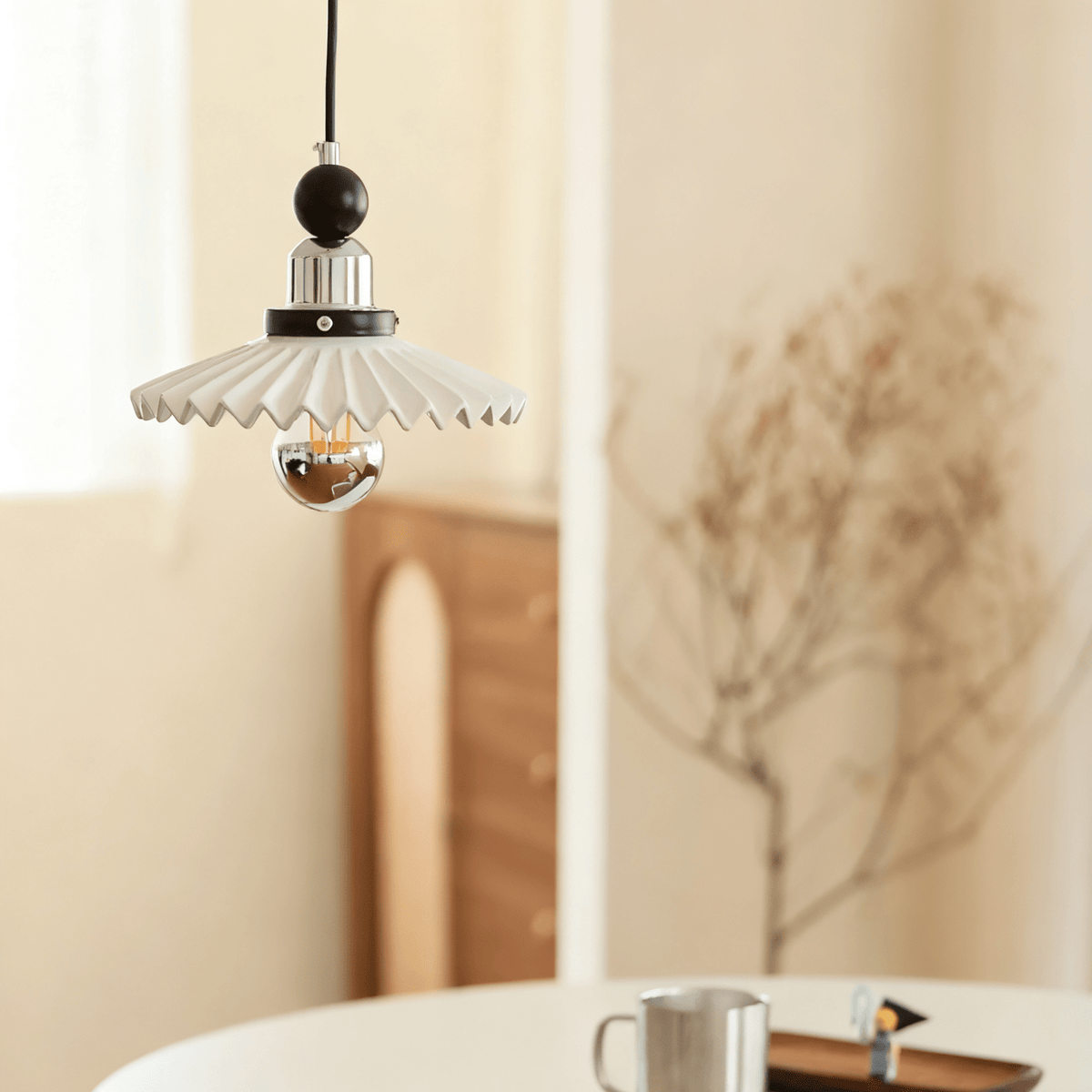 Pleated Petal Pendant Lamp-Neutral Decor