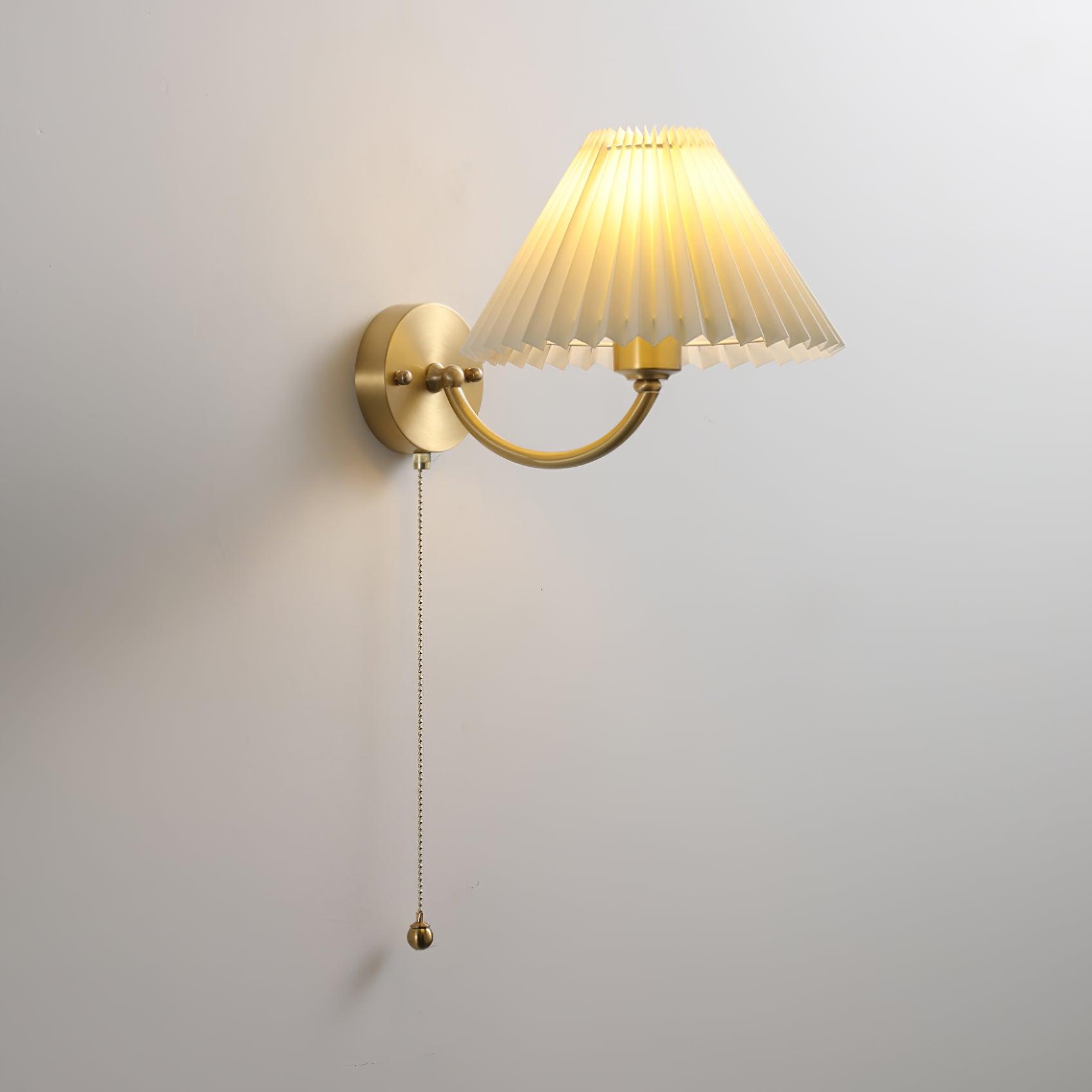 Dovrin Elegance Pleated Brass Fabric Wall Lamp-Neutral Decor